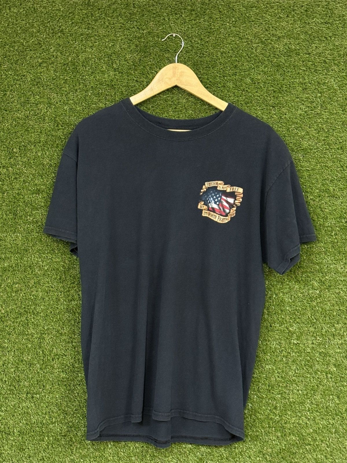 Vintage Vintage Freedom USA America Eagle Black Heavyweight Tee Size US L / EU 52-54 / 3 - 3 Thumbnail