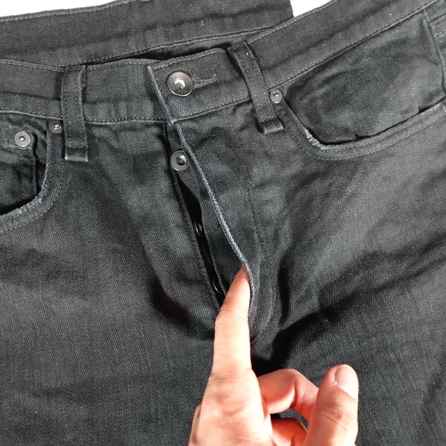 Rag & Bone rag & bone Jeans Mens 31x30 Extra-Slim Distressed Black USA Button Fly Denim 5-Pocket Skin y Size US 31 - 5 Thumbnail