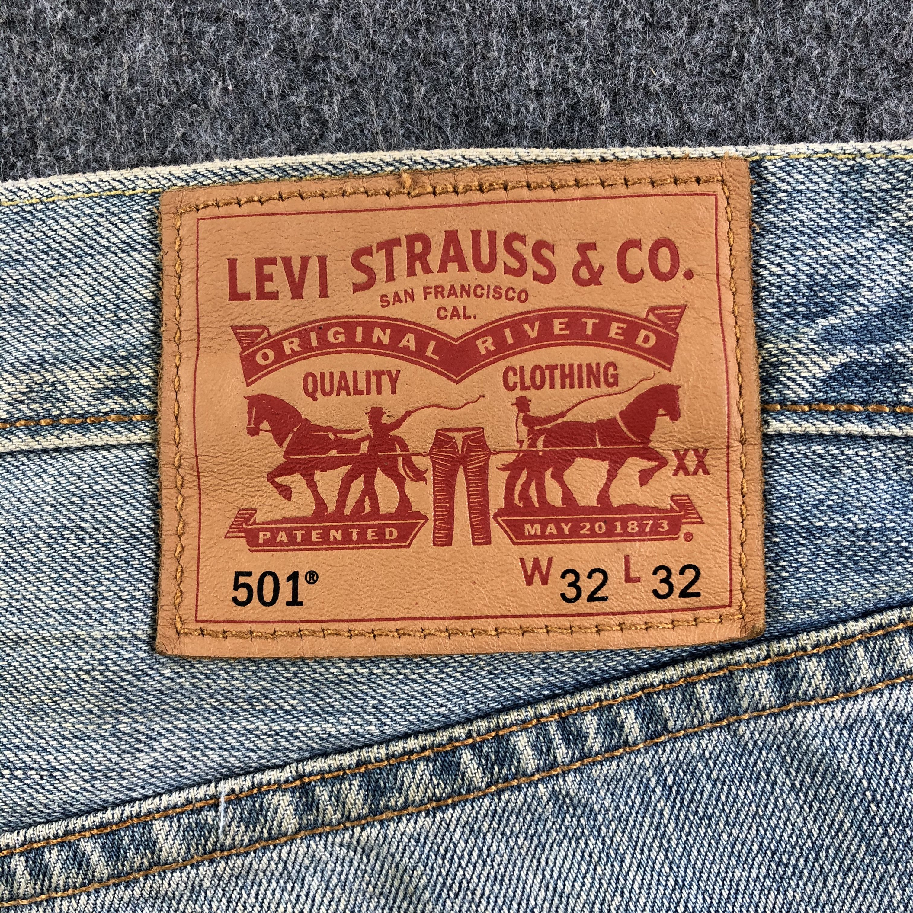 Levi's Vintage Blue Wash Levis 501 Jeans-J2836 Size US 33 - 5 Thumbnail
