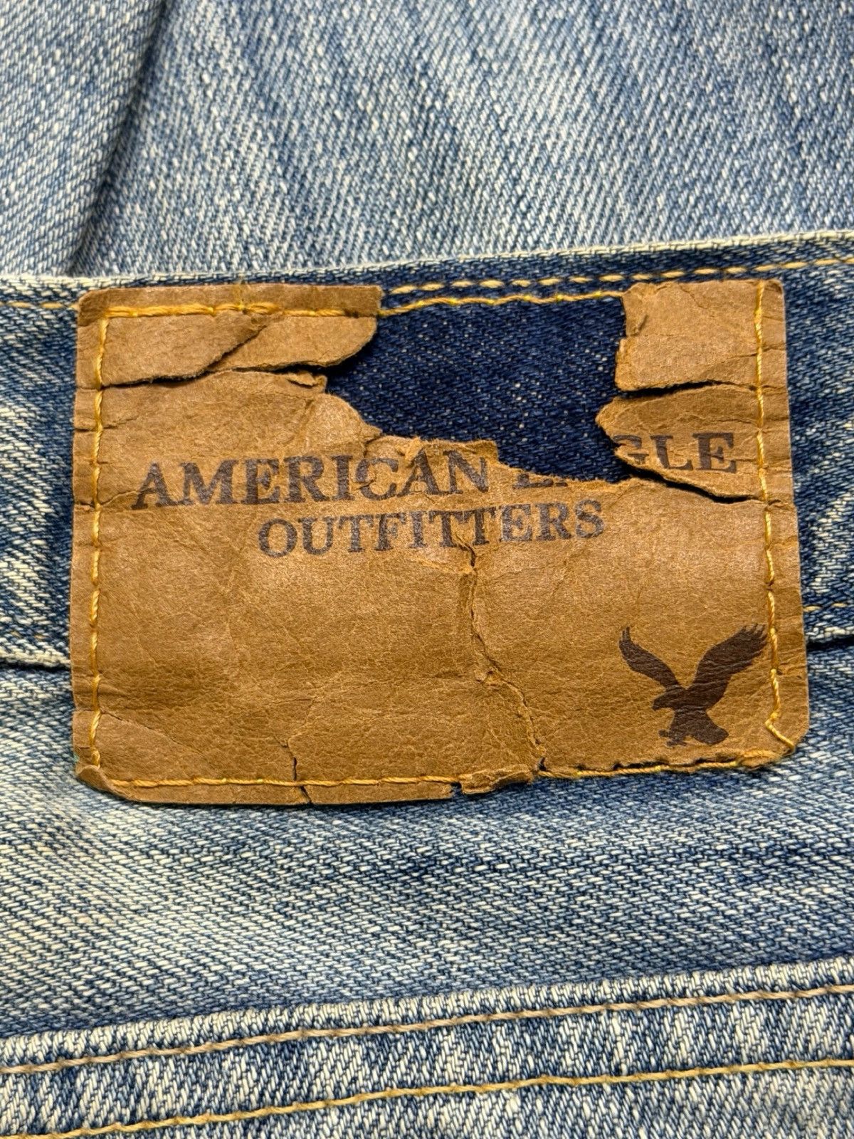American Eagle Outfitters Vintage American Eagle Denim Jeans Y2K Vintage Faded Wash 33 Size US 33 - 9 Thumbnail