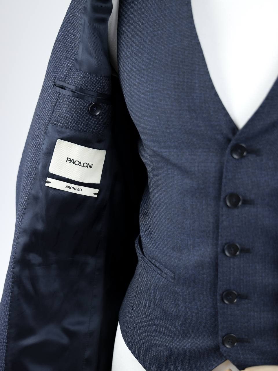PAOLONI Three-piece wool suit