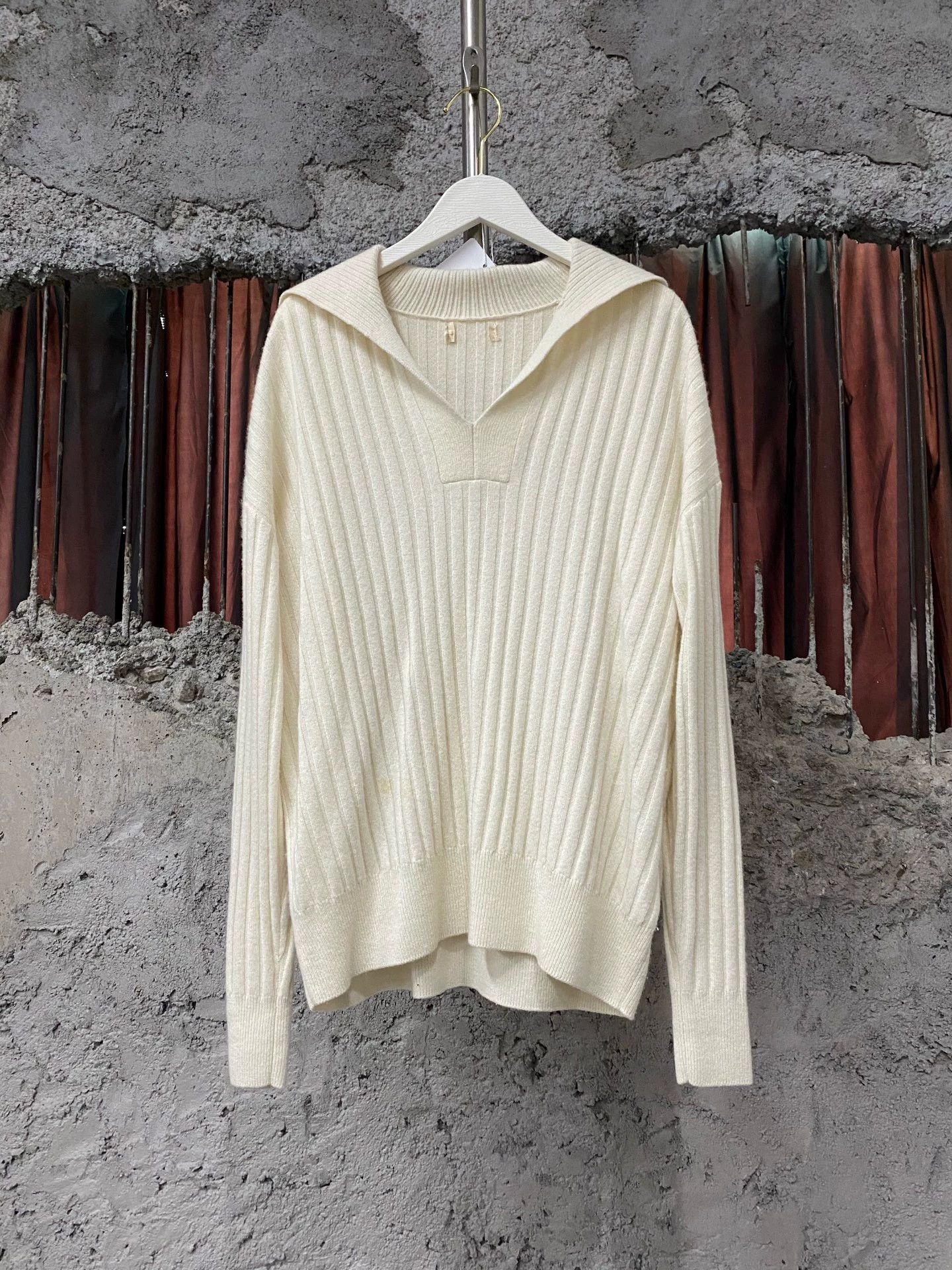 Other ICICLE sweater M 98% new flaw p56 Size M / US 6-8 / IT 42-44 - 1 Thumbnail