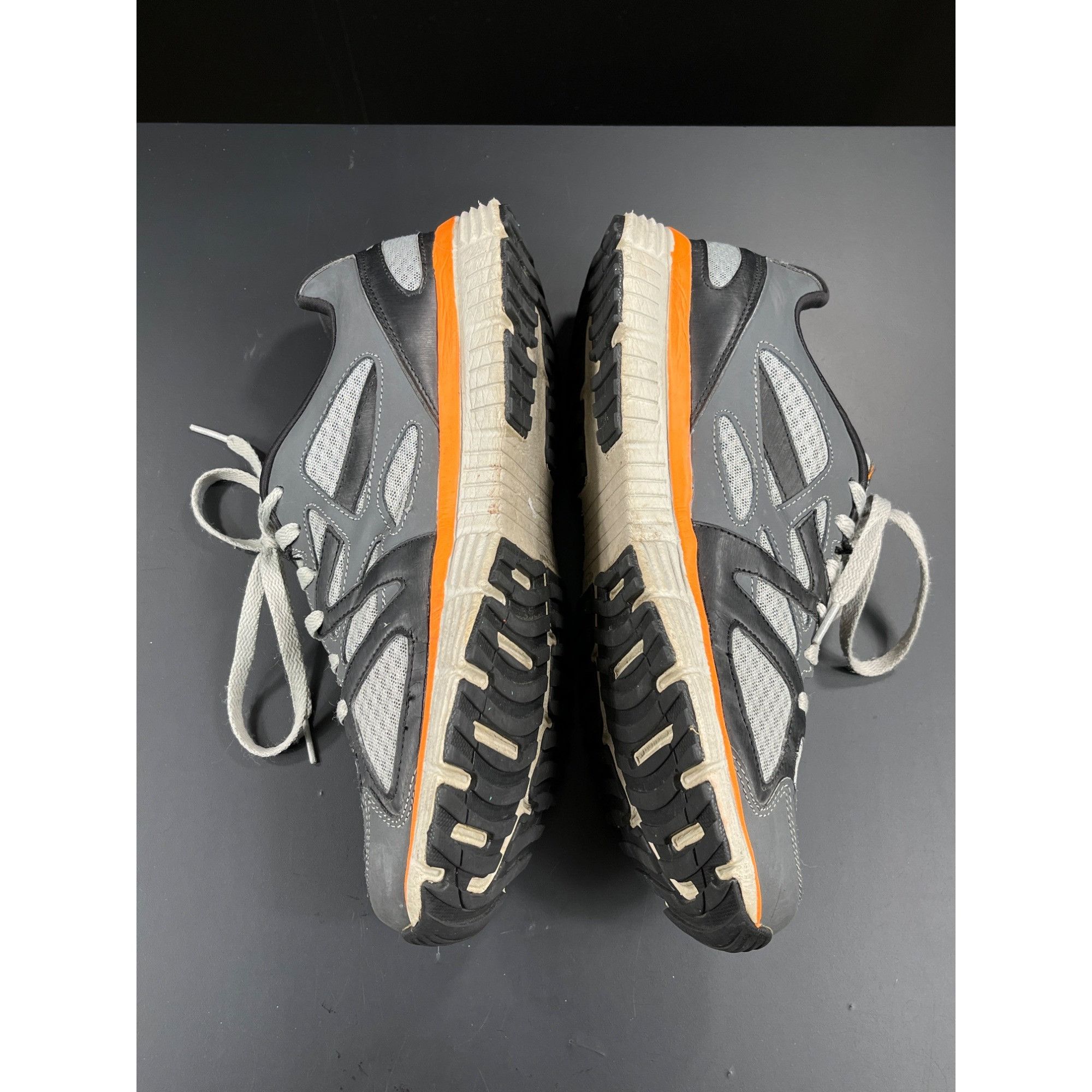 SKECHERS Skechers SKU 7841 Mens lightweight Gray Orange Running Shoes Size US 10 / EU 43 - 2 Thumbnail