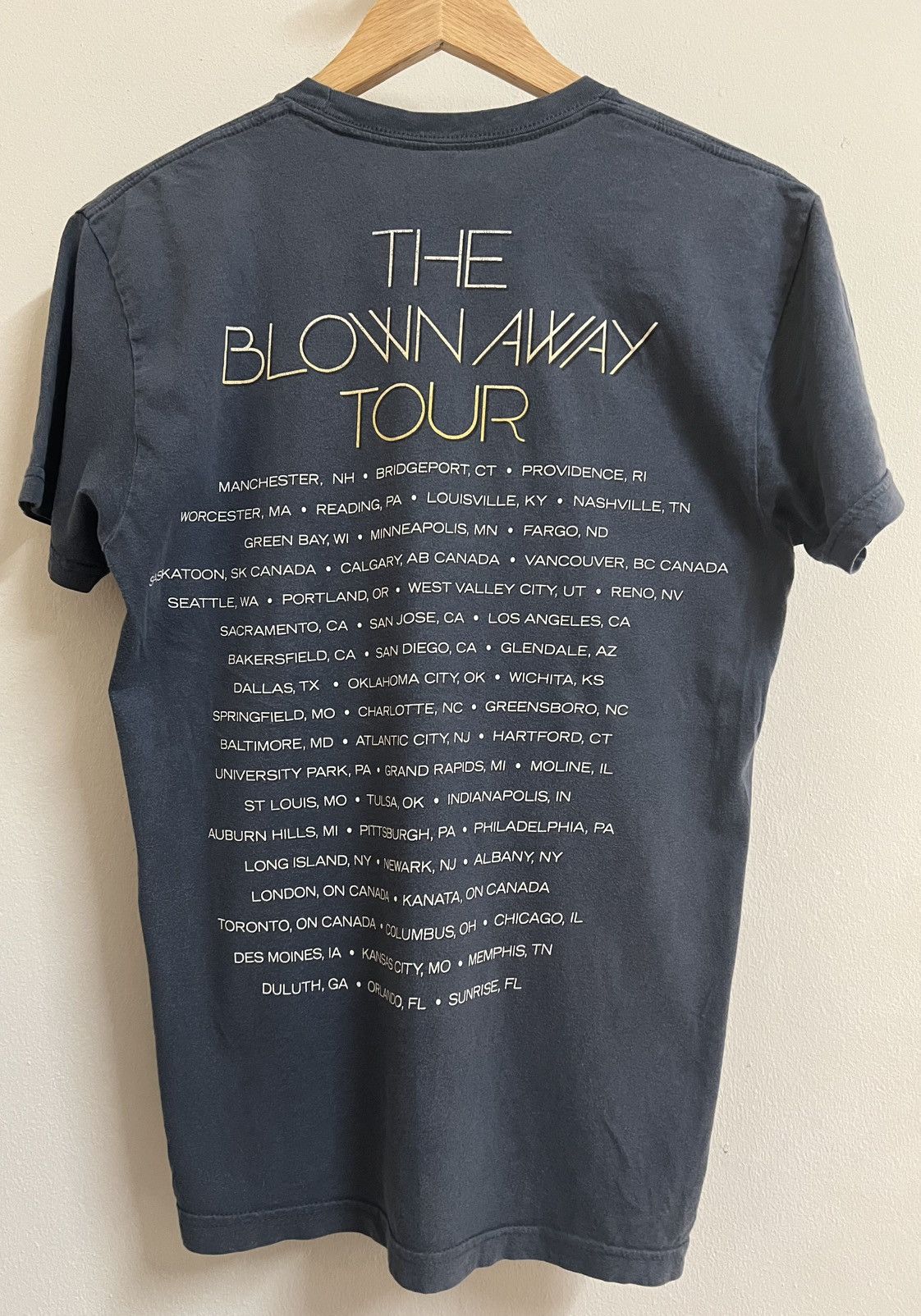 Band Tees Y2K Carrie Underwood Blown Away Tour Tee XS/S Size S / US 4 / IT 40 - 3 Thumbnail