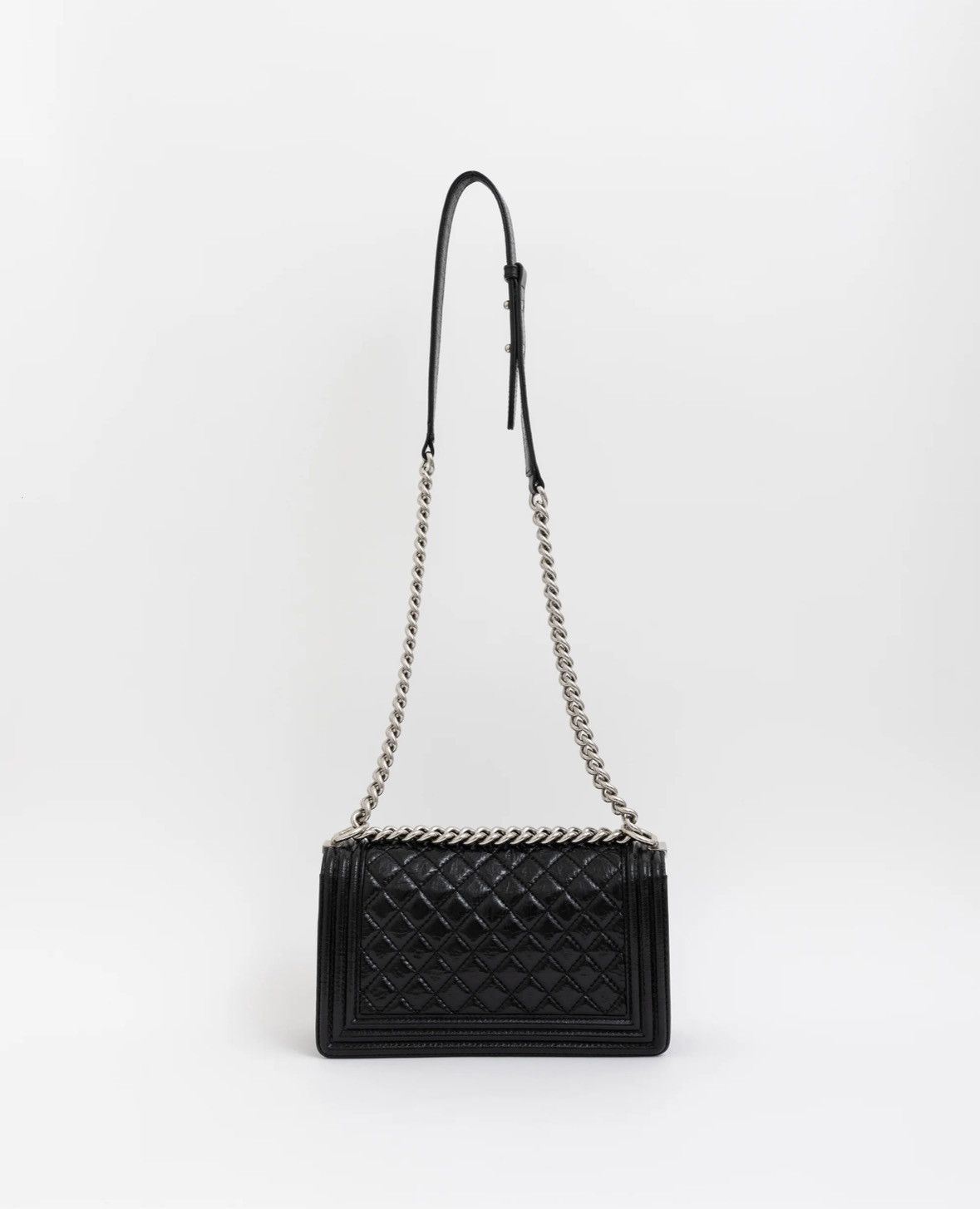 Chanel Authenticated Certificate✅Full packaging 💝Chanel Boy Bag 🖤 Size ONE SIZE - 5 Thumbnail
