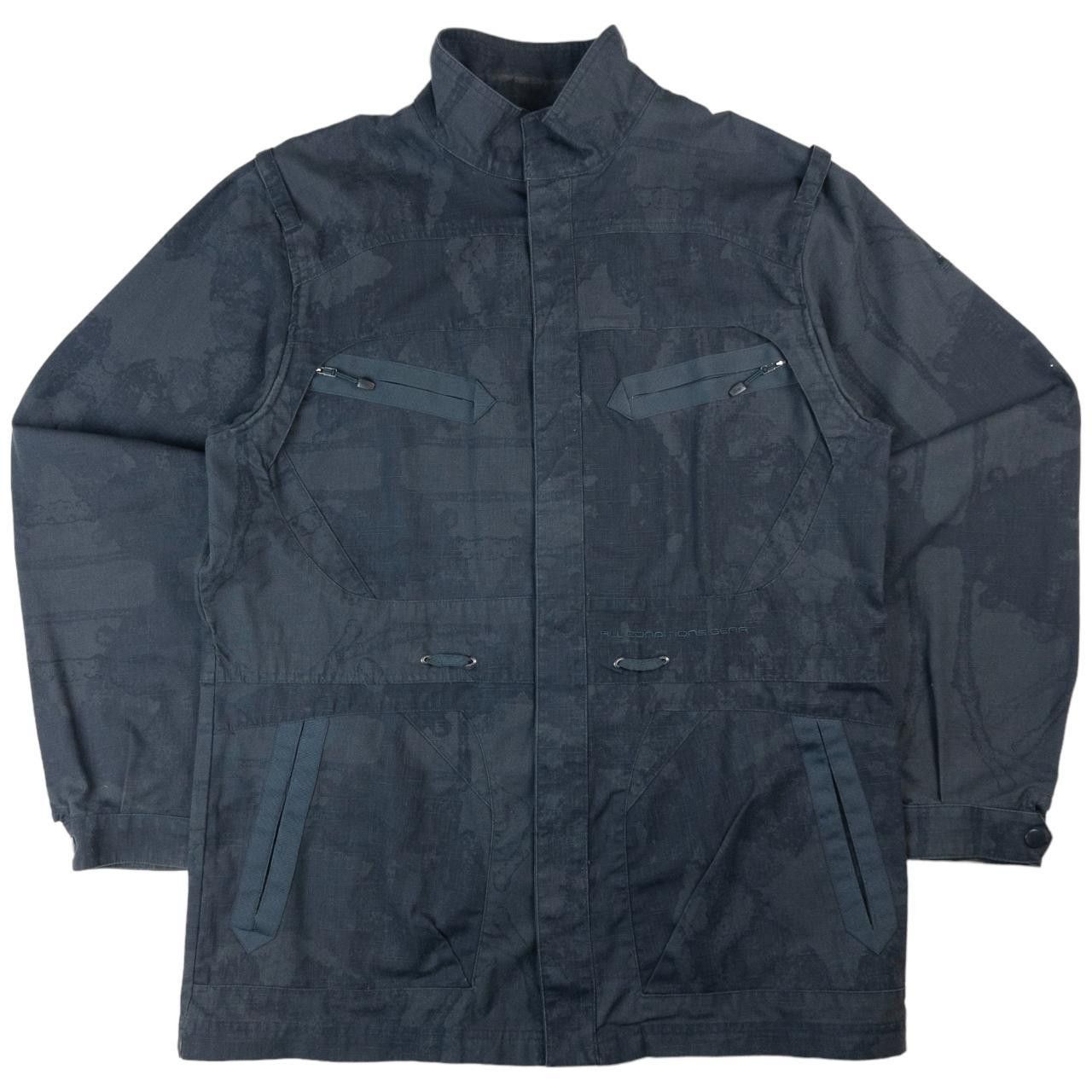 Nike ACG Vintage Nike ACG Multi Pocket Button Up Jacket Size L Size US L / EU 52-54 / 3 - 1 Thumbnail