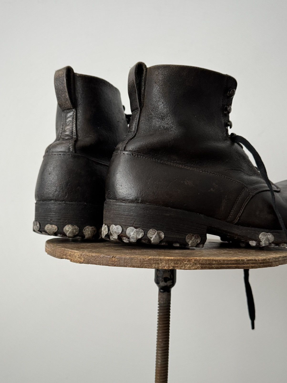 Vintage Vintage 1948 Dated Swiss Army 'Hobnail' Mountain Boots Size US 7.5 / EU 40-41 - 3 Thumbnail