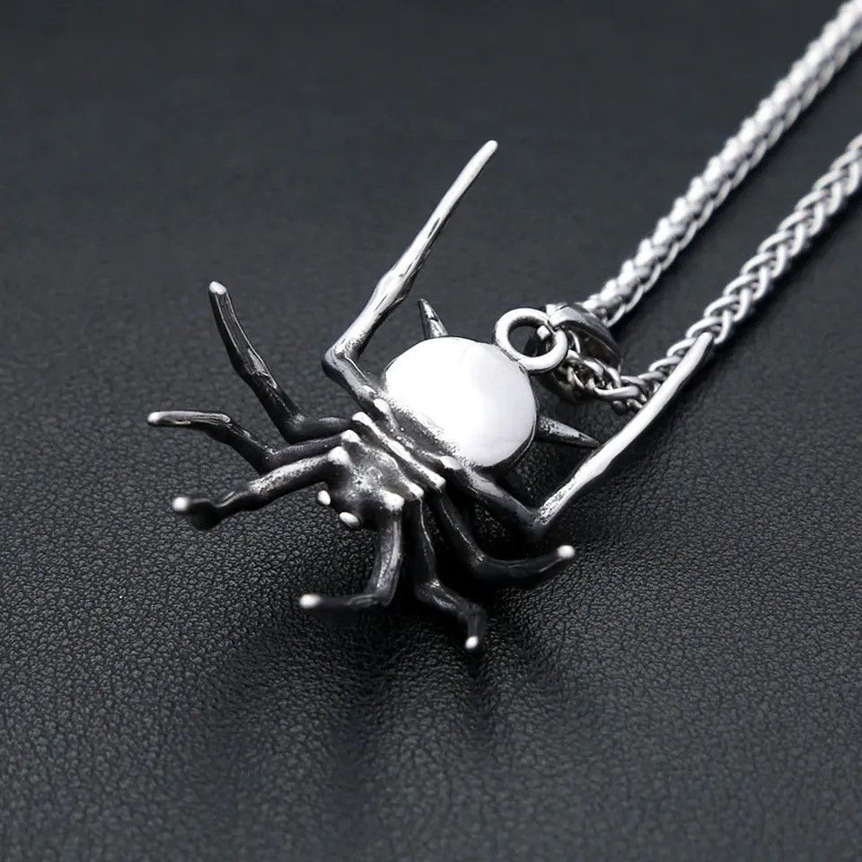 Vintage Vintage Silver Goth Spider Necklace Size ONE SIZE - 4 Thumbnail
