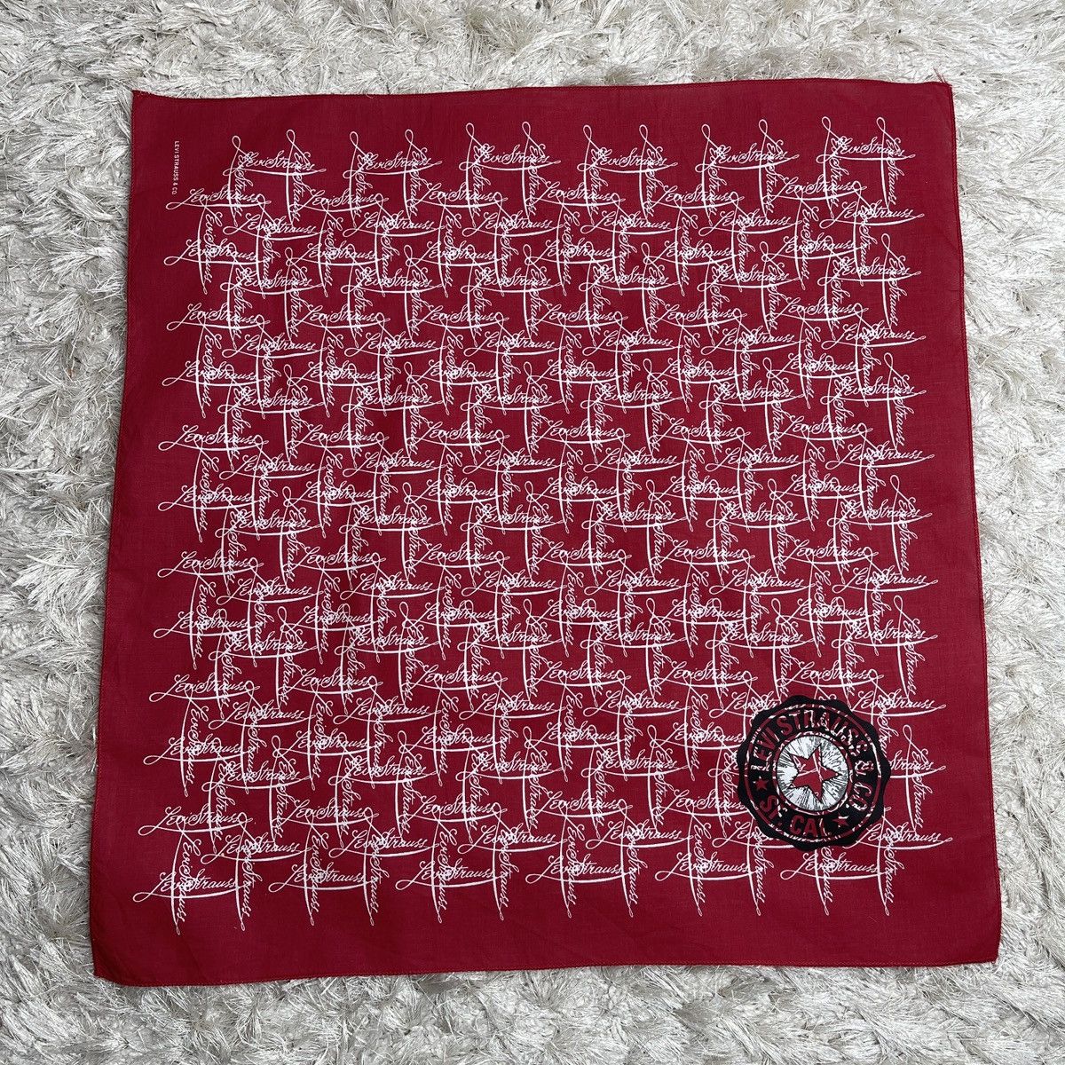 Levi's Levi’s Levis Vintage Scarf Made in Italy Size ONE SIZE - 1 Thumbnail