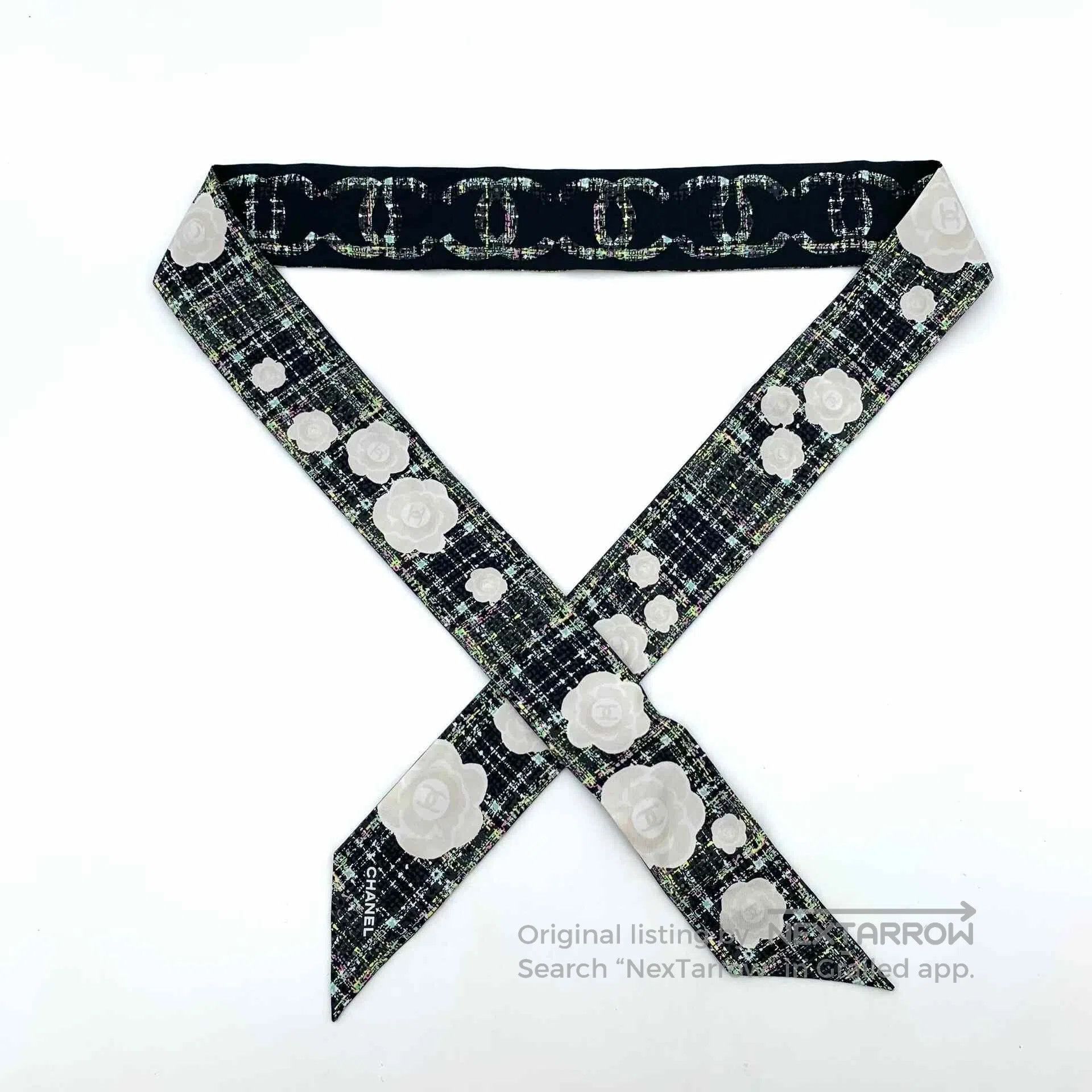 Chanel Chanel Dark Green Camellia Silk Scarf. Size ONE SIZE - 1 Thumbnail