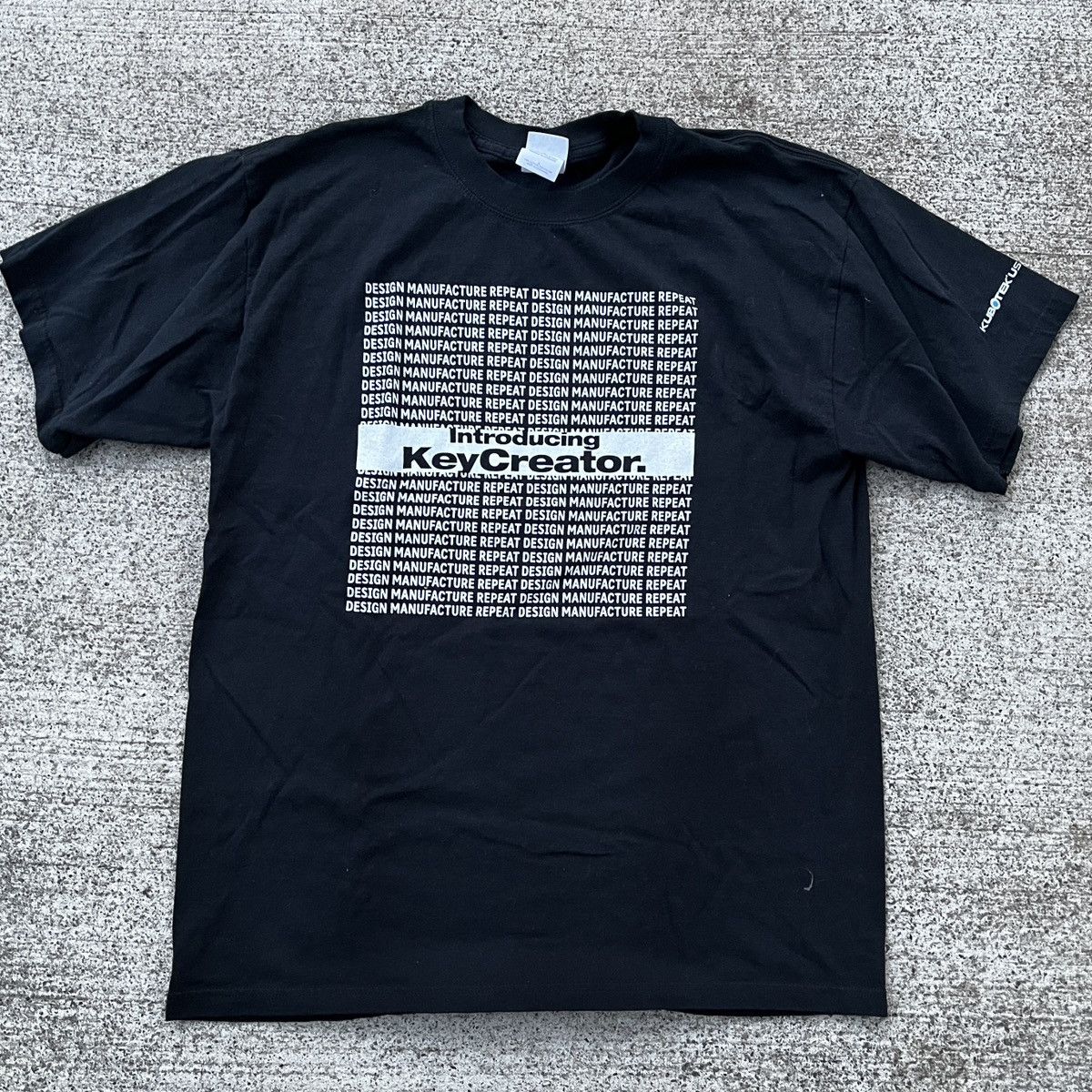 Vintage Vintage Key Creator Black T-Shirt Size L Y2K Size US L / EU 52-54 / 3 - 1 Thumbnail