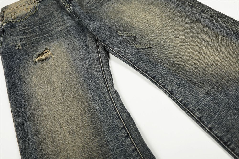 Vintage Men's distressed loose-fitting washed wide-leg ripped jeans Size US 32 / EU 48 - 4 Thumbnail