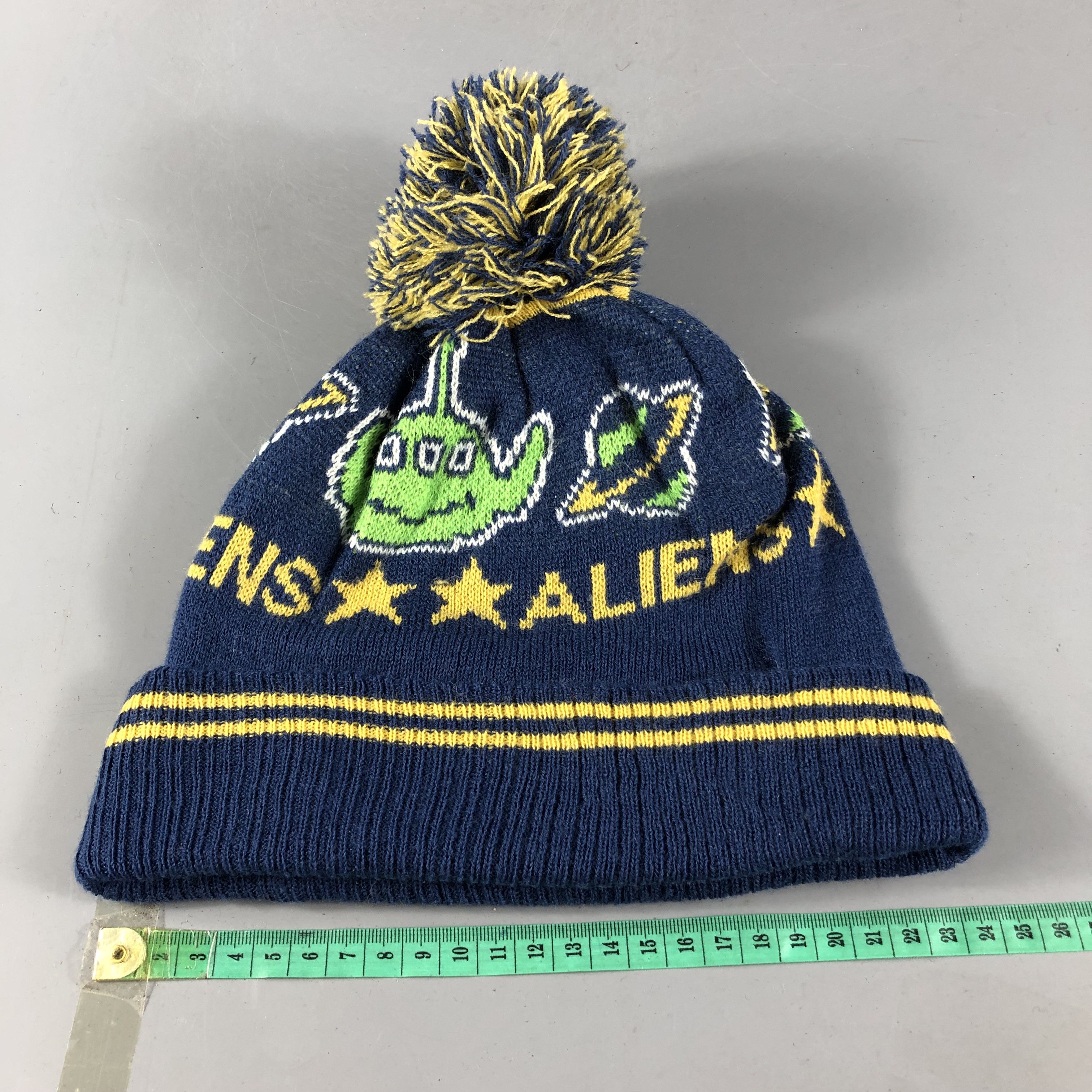 Disney Disney/Pixar Alien Bobble Beanie Snowcap Snow Hat B683 Size ONE SIZE - 3 Thumbnail