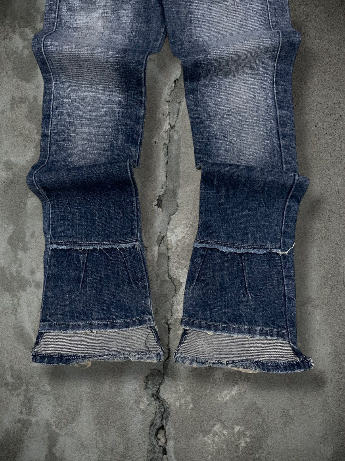 Marithe + Francois Girbaud Vintage 1990s Designer Marithe Francois Girbaud Flared Denim Size US 26 / EU 42 - 3 Thumbnail