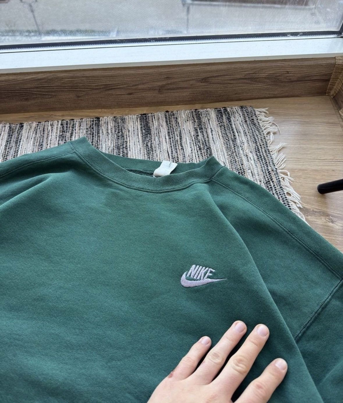 Nike × Vintage Vintage Nike 90s RARE Green Boxy Fit sweatshirt Size US XL / EU 56 / 4 - 3 Thumbnail