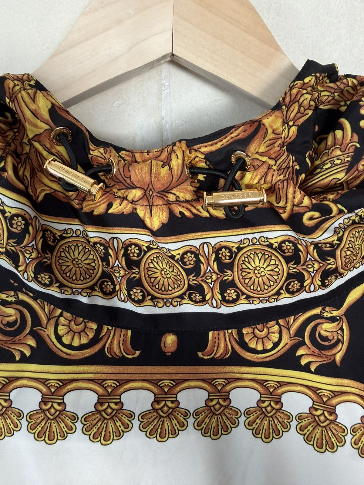 Versace Versace FW 2018 Leopard Baroque Print Hoodie Size US L / EU 52-54 / 3 - 7 Thumbnail