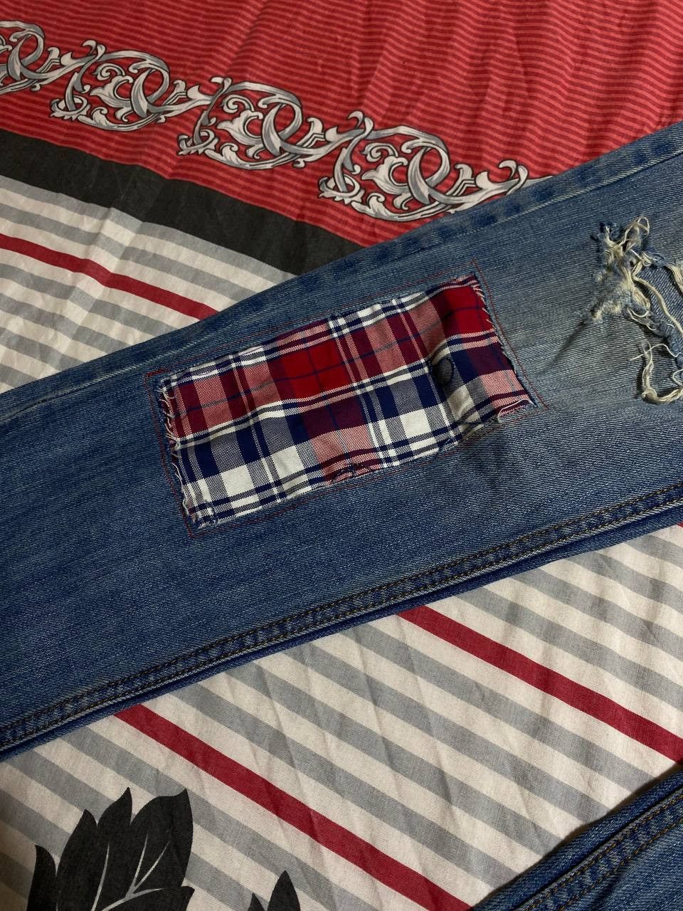 Japanese Brand 💥Vintage Distressed Washed Painted Flared Crash Denim Pants Size US 34 / EU 50 - 23 Thumbnail