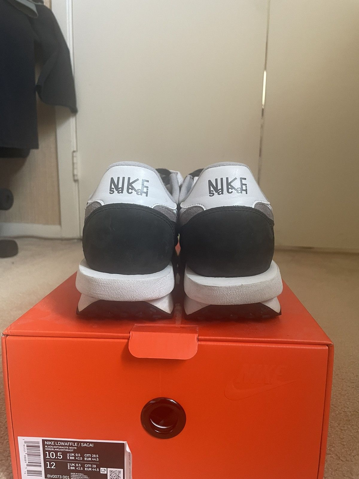 Nike × Sacai Nike sacai x LDWaffle ‘Black’ size 10.5 Size US 10.5 / EU 43-44 - 5 Thumbnail