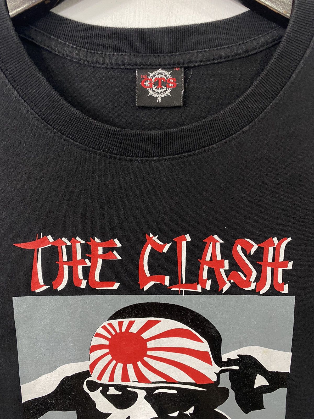 Band Tees 💥THE CLASH Punk rock band japan soldier rare tee shirt Size US S / EU 44-46 / 1 - 3 Thumbnail