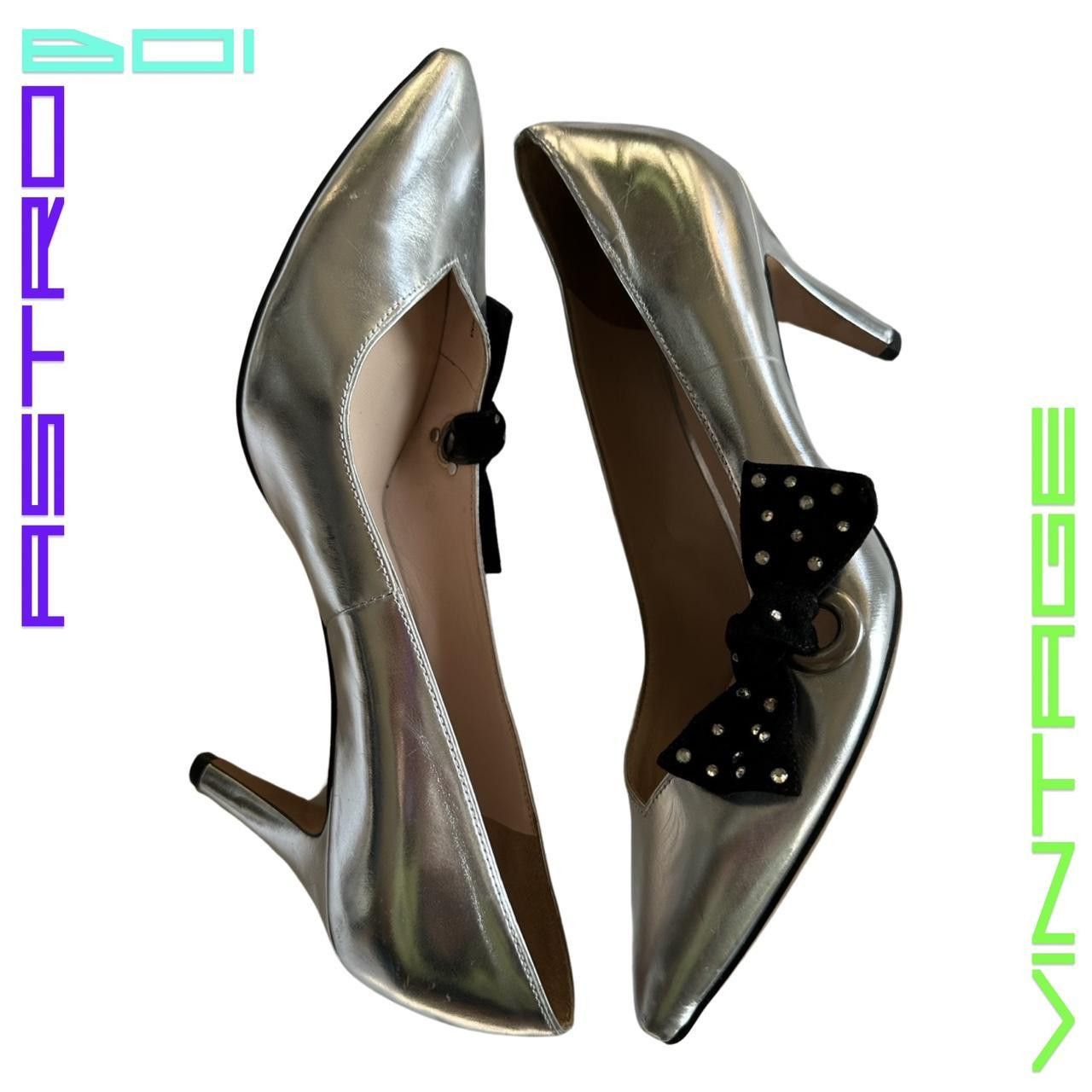 Marc Jacobs MARC JACOBS SILVER RETRO BOW HEELS size 8 US Size US 8 / IT 38 - 1 Thumbnail