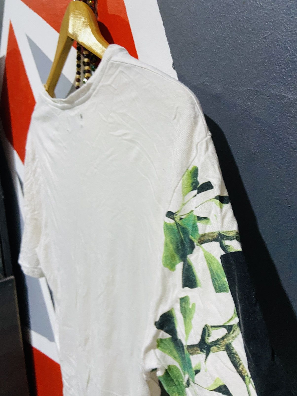 Zara Zara Man - Flowers Graphic Tee Size US S / EU 44-46 / 1 - 5 Thumbnail