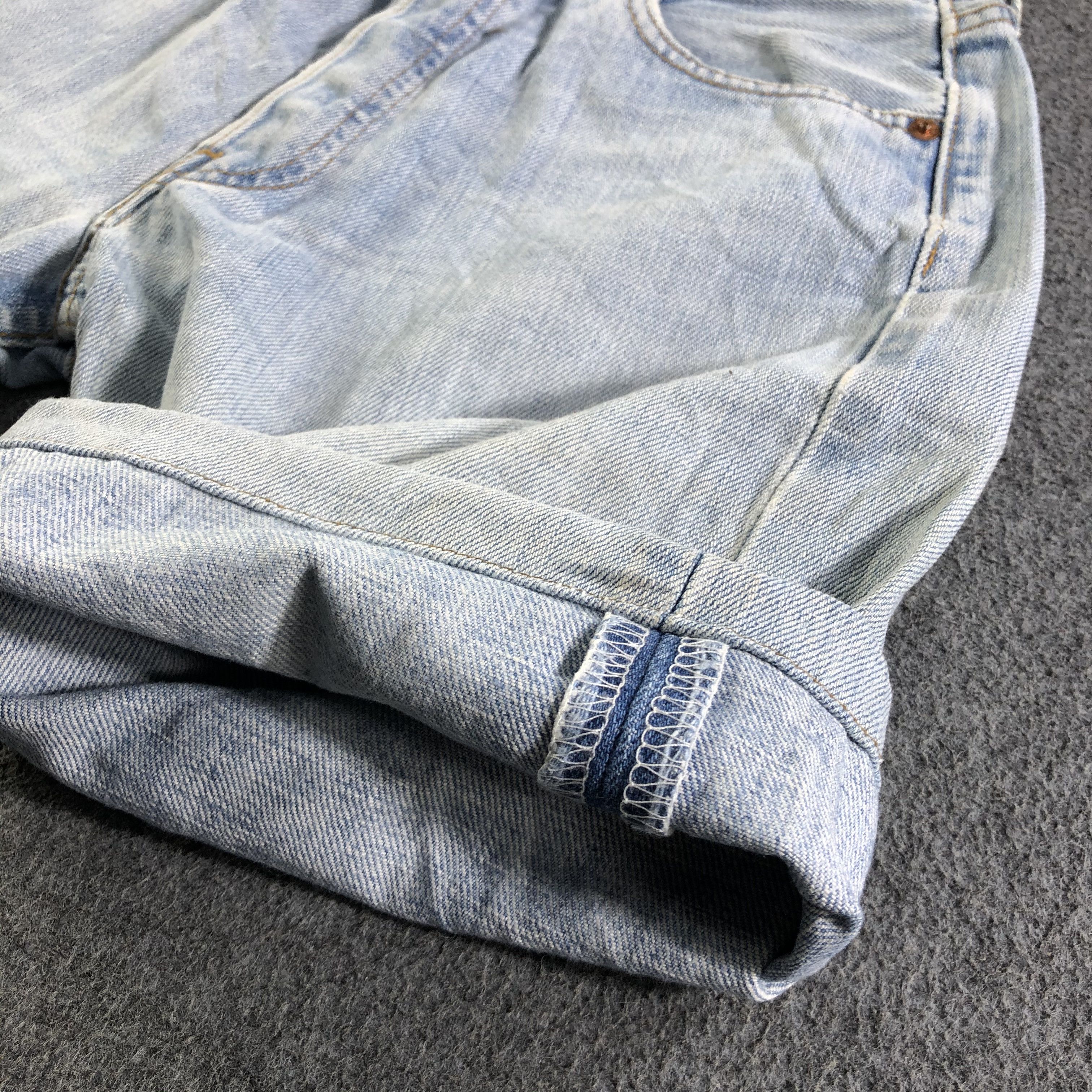 Levi's × Vintage Vintage Light Wash Levis 501 Jeans-J4454 Size 27" / US 4 / IT 40 - 6 Thumbnail
