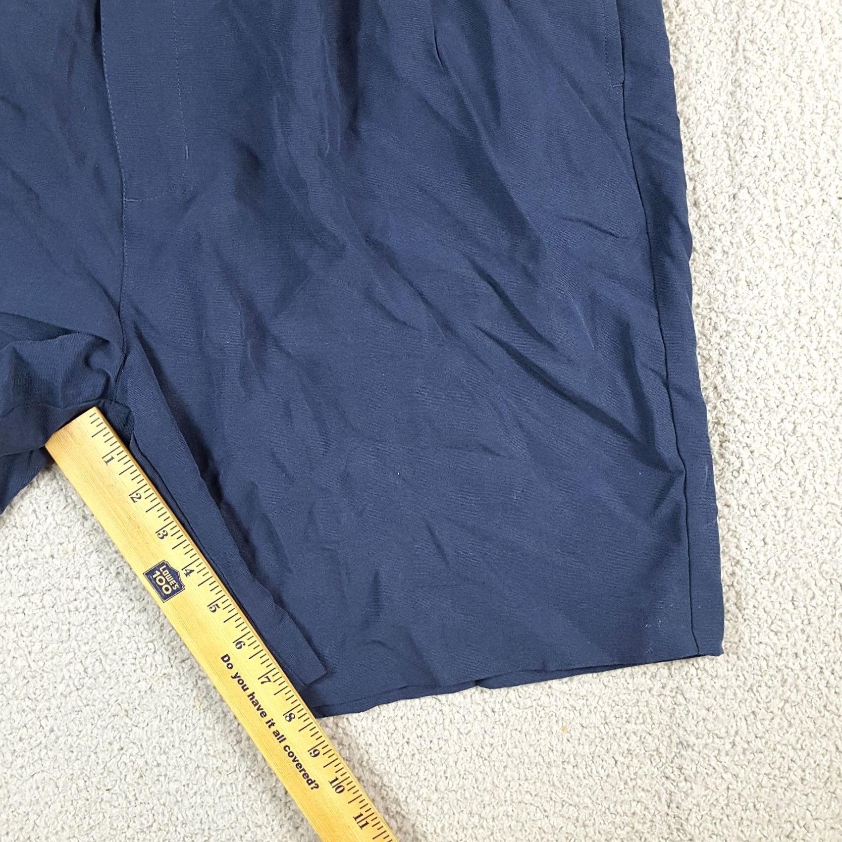 Izod VINTAGE IZOD Navy Blue Pleated Front Bermudas Mens Size 38 Relaxed Preppy Bermuda Golf Shorts Size US 38 / EU 54 - 5 Thumbnail