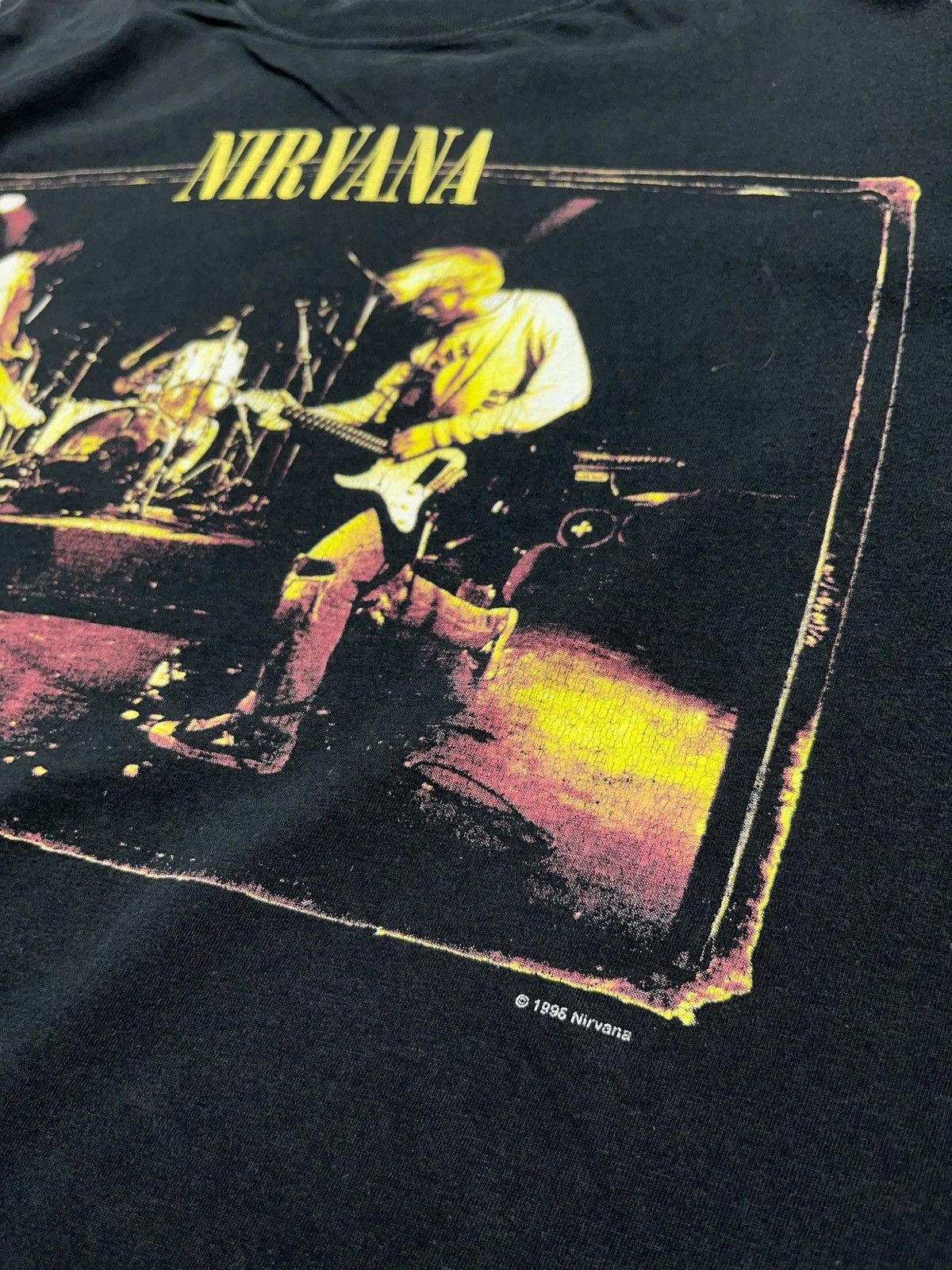 Band Tees 1996 Nirvana From The Muddy Banks Vintage T-shirt Size US XL / EU 56 / 4 - 3 Thumbnail