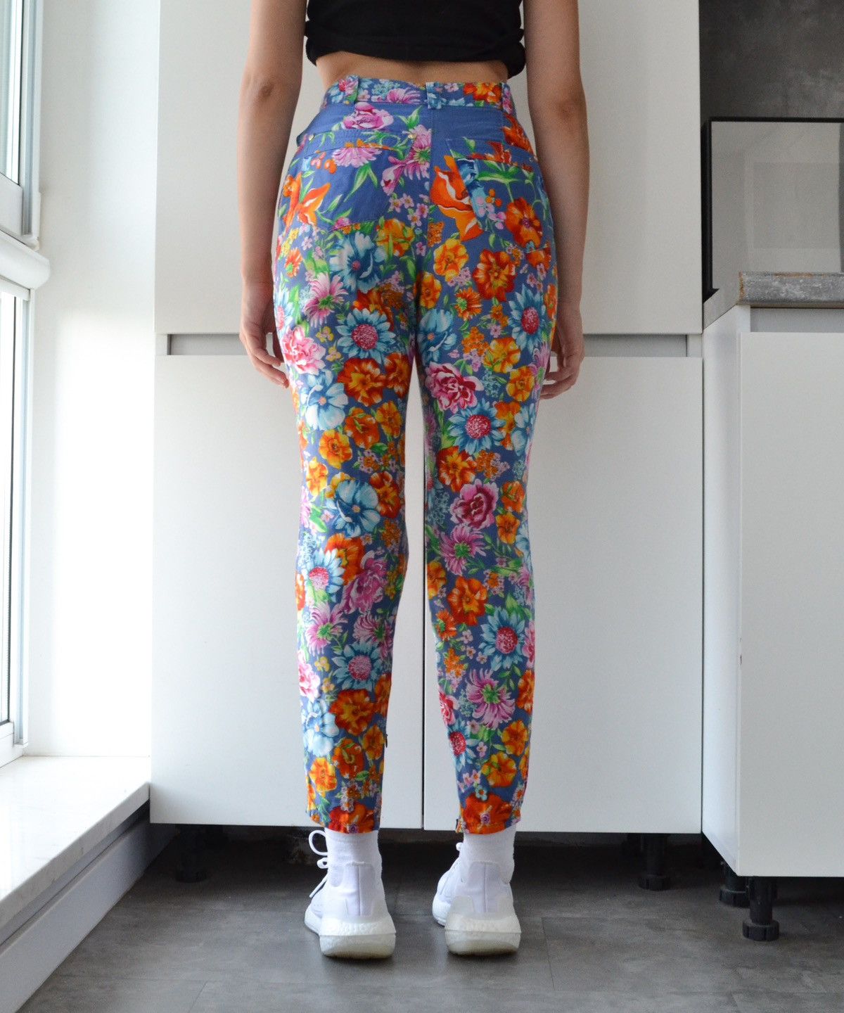 Versus Versace VERSUS Pants Trousers Blue Flower Floral Print 90s Cotton Size 30" / US 8 / IT 44 - 6 Thumbnail