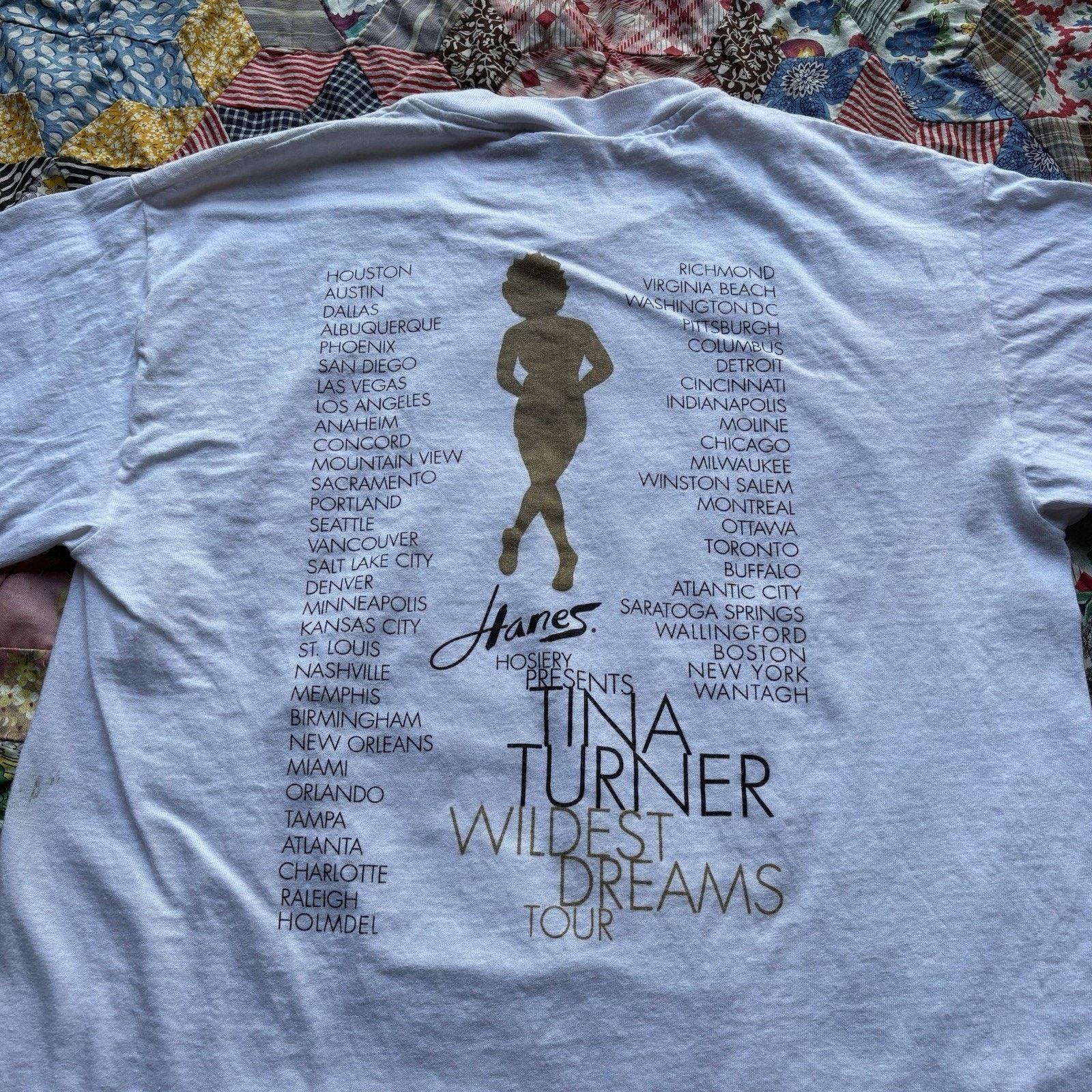 Hanes Vintage Tina Turner Wildest Dreams Tee Medium Size US M / EU 48-50 / 2 - 2 Thumbnail