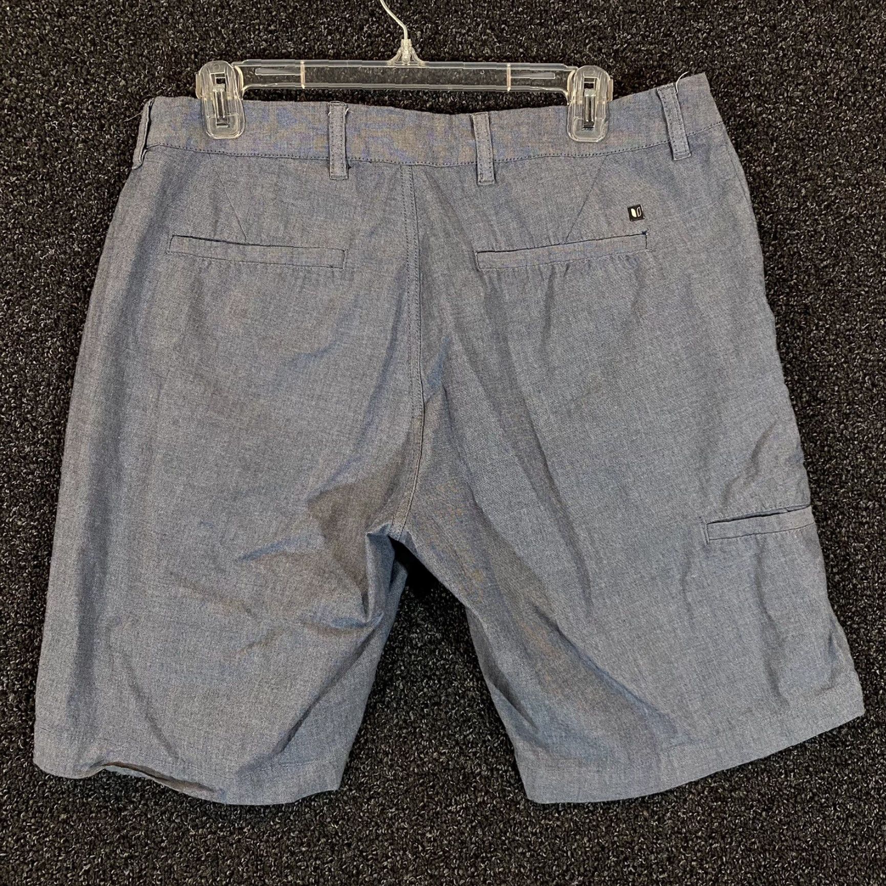 Vintage Linksoul Shorts Mens 34 Grayish Blue Casual Performance Flat Front 9.5" Inseam Size US 34 / EU 50 - 7 Thumbnail