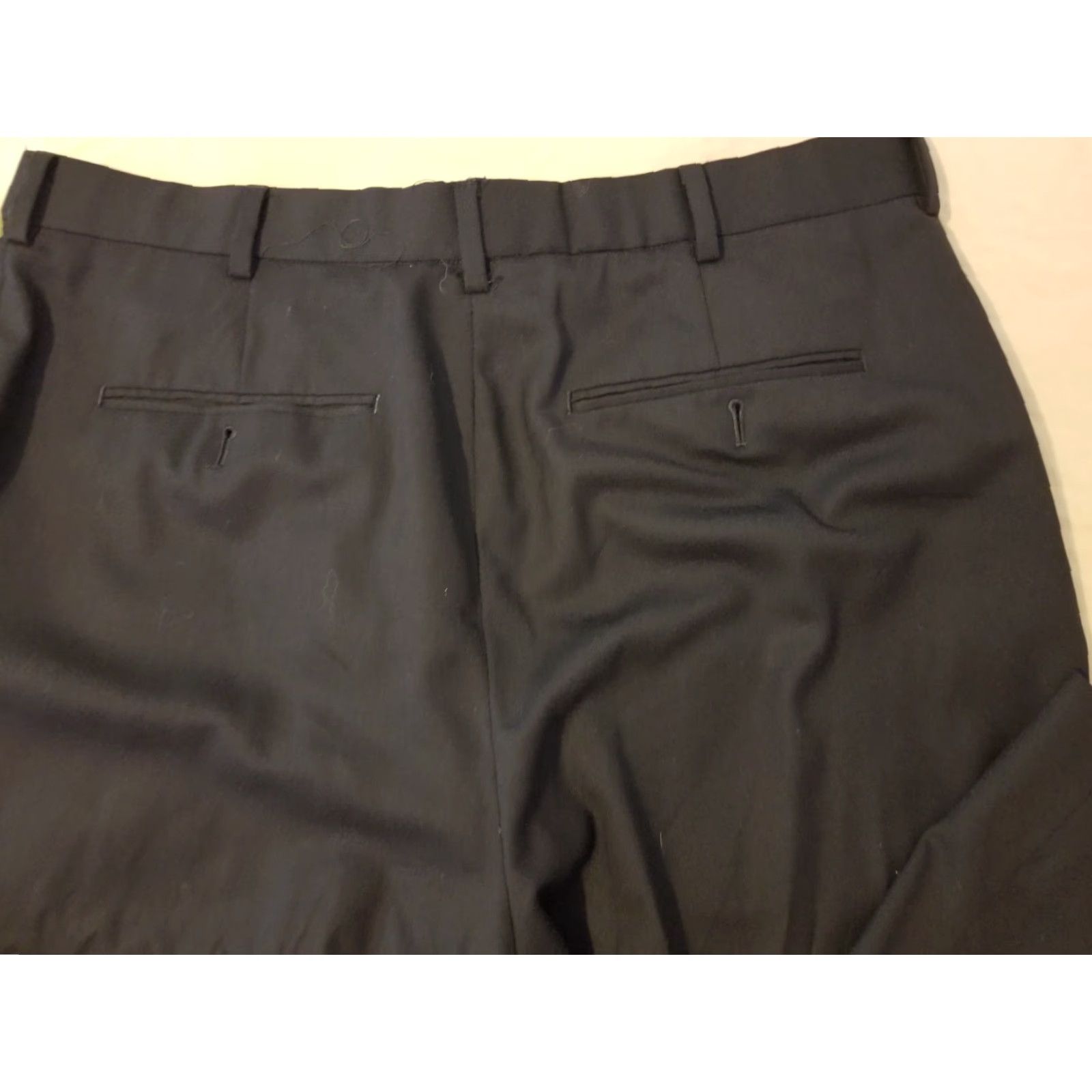 Brooks Brothers Brooks Brothers Pants Mens Dress Pants 36 Inseam 24 Black Wool Slacks Chino Trousers Size 36 Regular Size US 36 / EU 52 - 2 Thumbnail