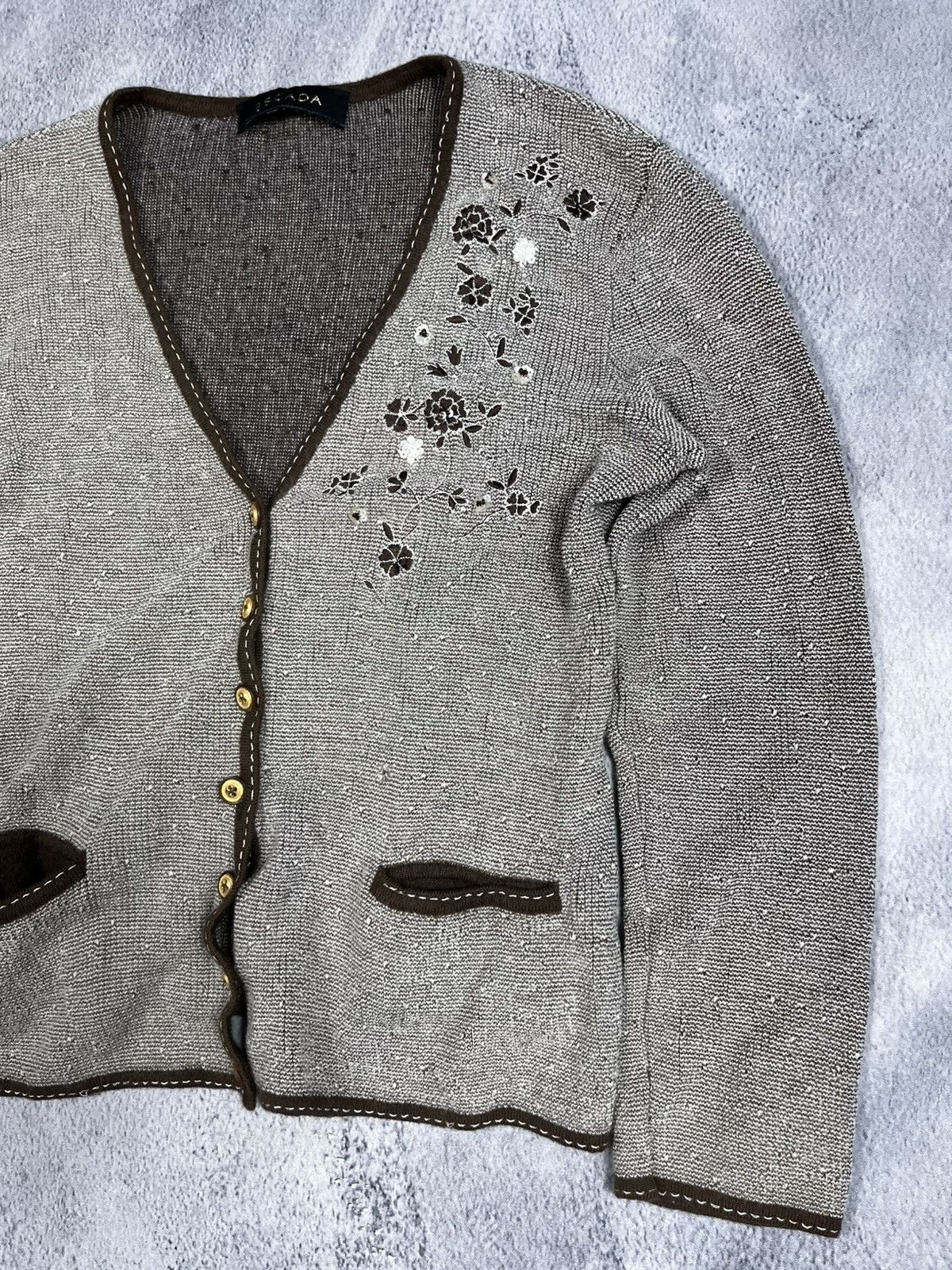 Escada Vintage Escada wool floral retro style cardigan size S Size XS / US 0-2 / IT 36-38 - 3 Thumbnail