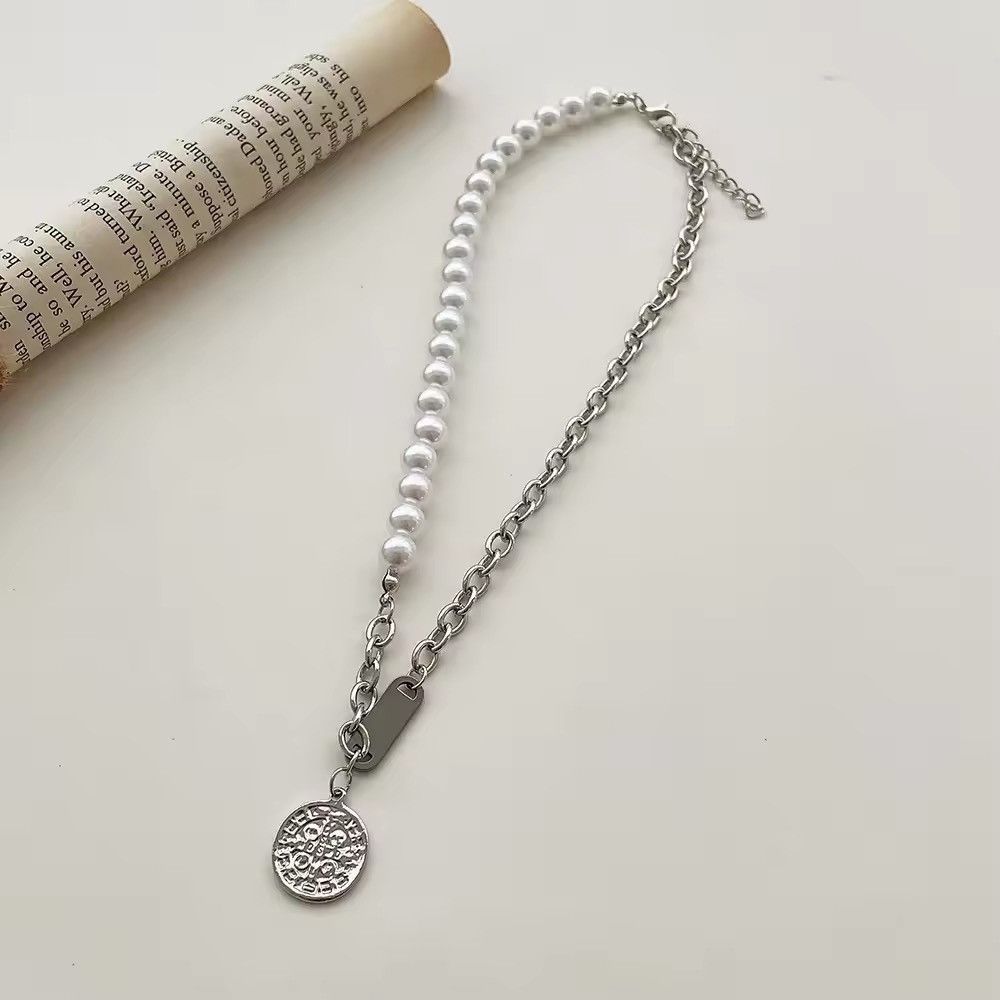 Jewelry × Vintage Minimalist Round Pendant Women's Necklace Size ONE SIZE - 1 Thumbnail