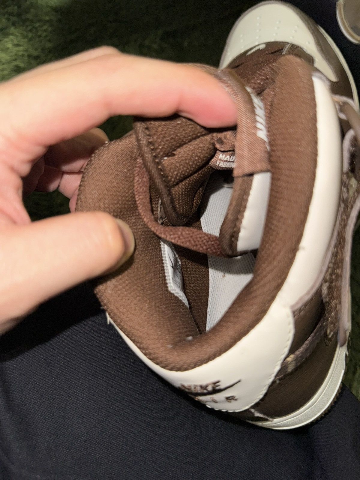 Nike [US 11] Nike Air Force 1 Mid ’07 LX Cacao Wow / Pale Size US 11 / EU 44 - 9 Thumbnail