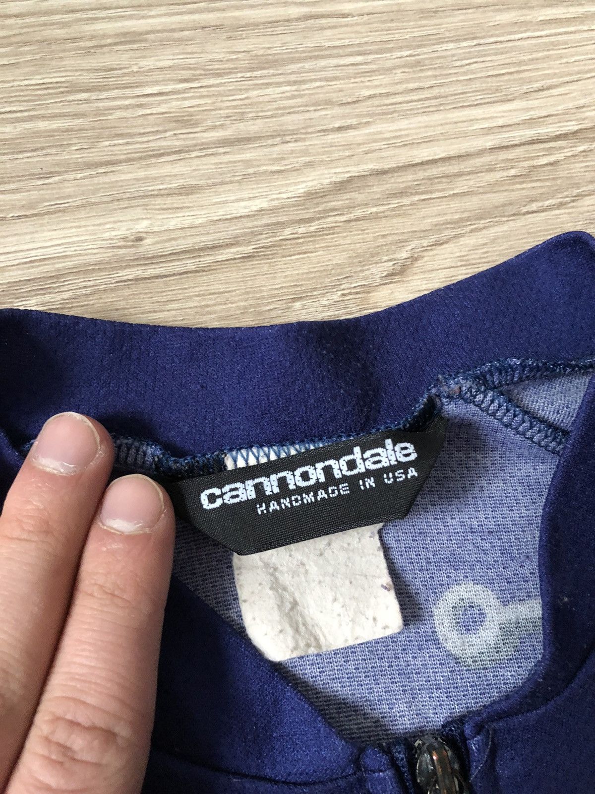 Vintage Vintage Cannondale Fish Print Cycle Jersey Made in USA Size US S / EU 44-46 / 1 - 8 Thumbnail