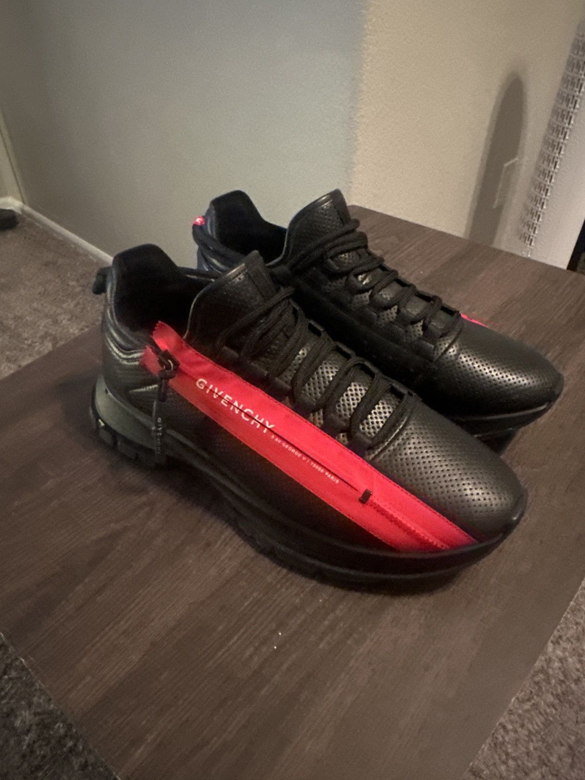 Designer × Givenchy Givenchy Spectre Runner Zip Black/Red Size US 11 / EU 44 - 1 Thumbnail