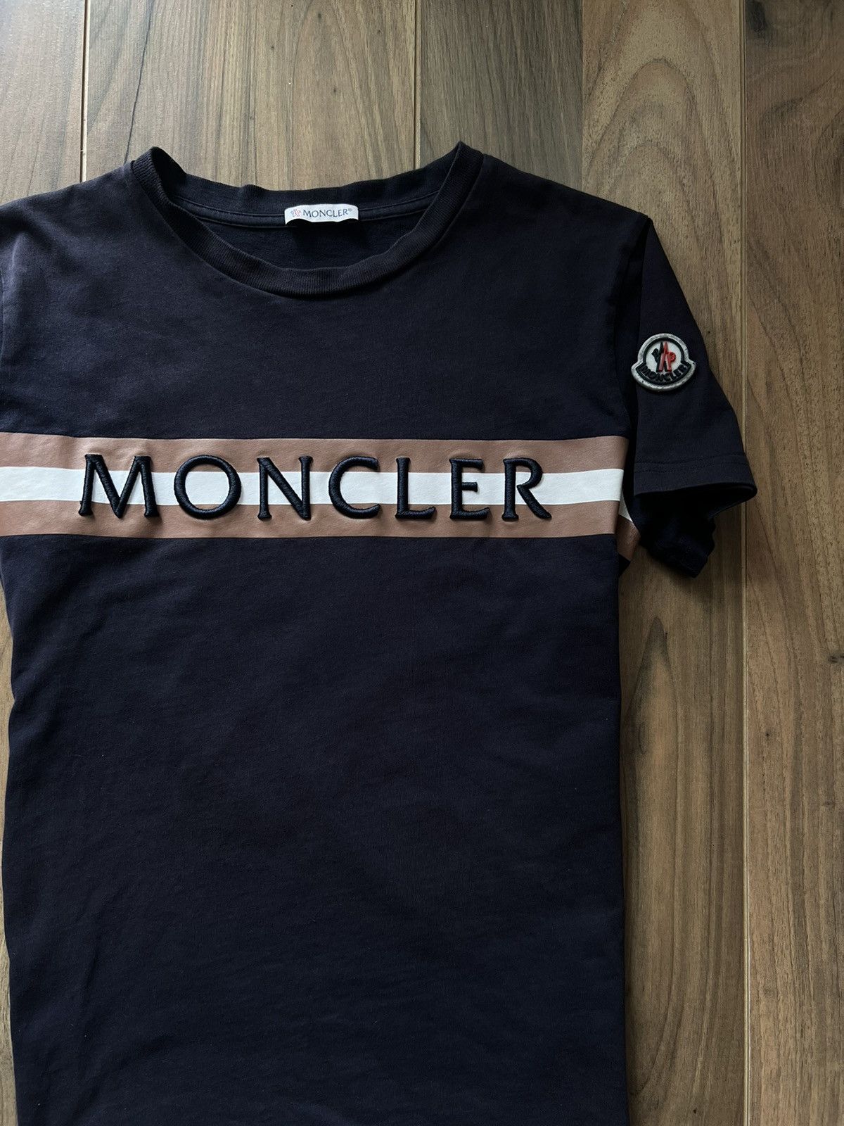 Moncler Moncler Big Logo Tee Size US XS / EU 42 / 0 - 2 Thumbnail