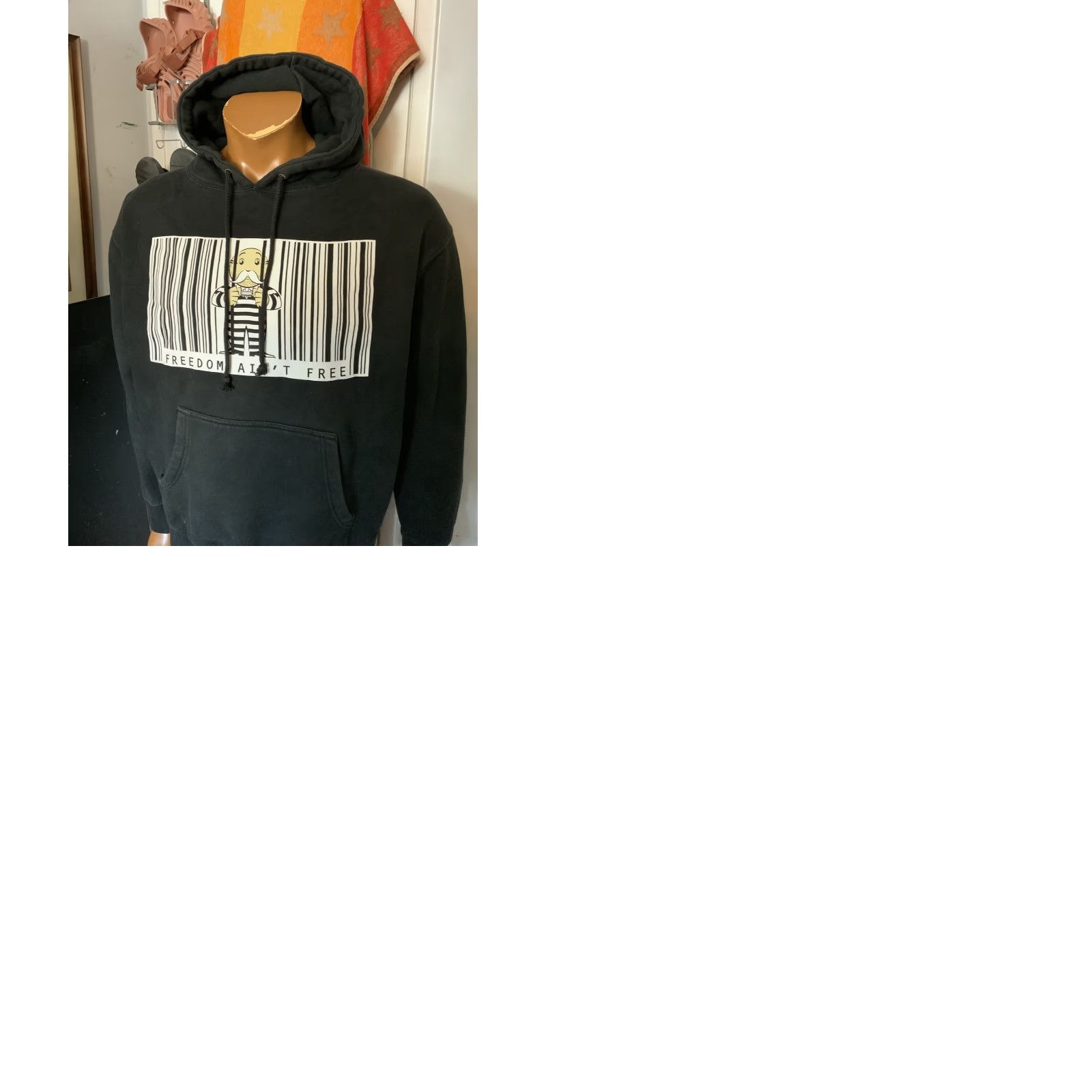 Vintage VINTAGE Bait X Monopoly Hasbro Freedom Ain’t Free Jail Black Fleece Pullover Hoodie Sz.L (Men) Large Black Pullover Hoodie Mens Size US L / EU 52-54 / 3 - 9 Thumbnail