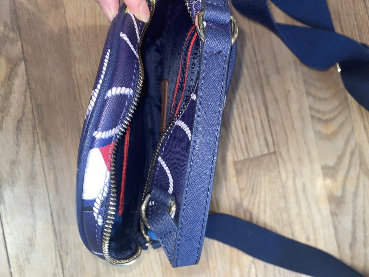 Tommy Hilfiger Tommy Hilfiger Round Crossbody Purse Size ONE SIZE - 7 Thumbnail