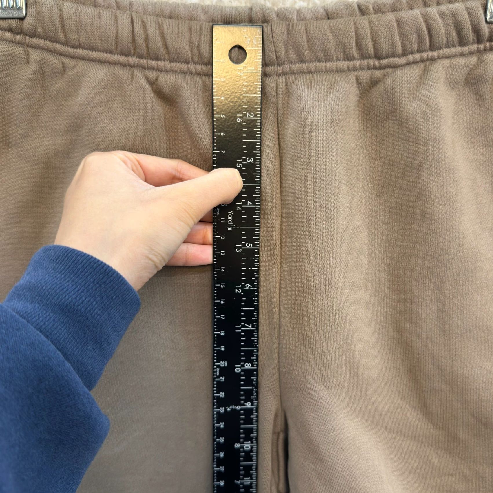 Aritzia NEW NWT Aritzia Super World Sweat Shorts S Small Womens Taupe Tan Jersey Elastic Size S / US 4 / IT 40 - 5 Thumbnail