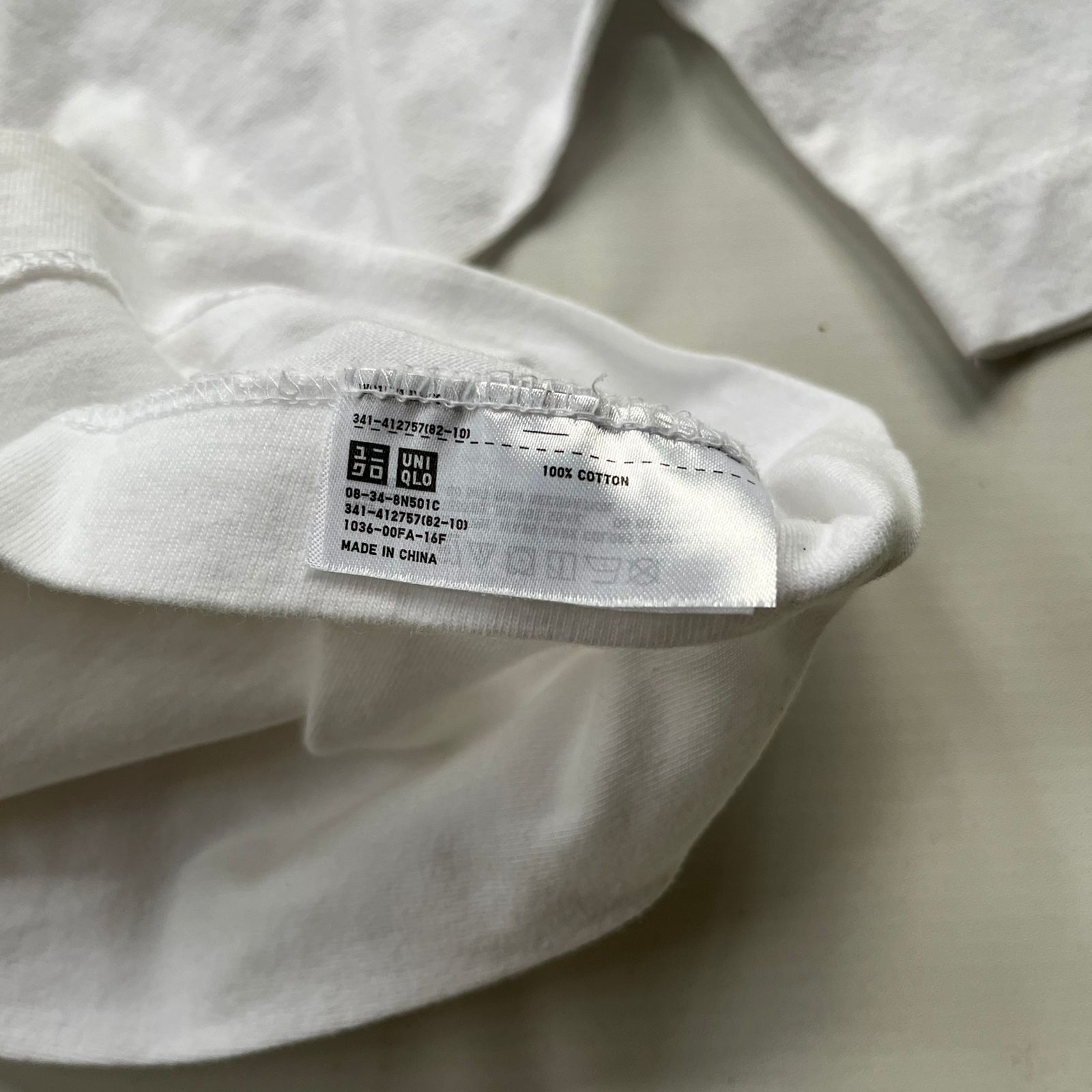Kaws × Uniqlo Uniqlo x Kaws Size US L / EU 52-54 / 3 - 4 Thumbnail