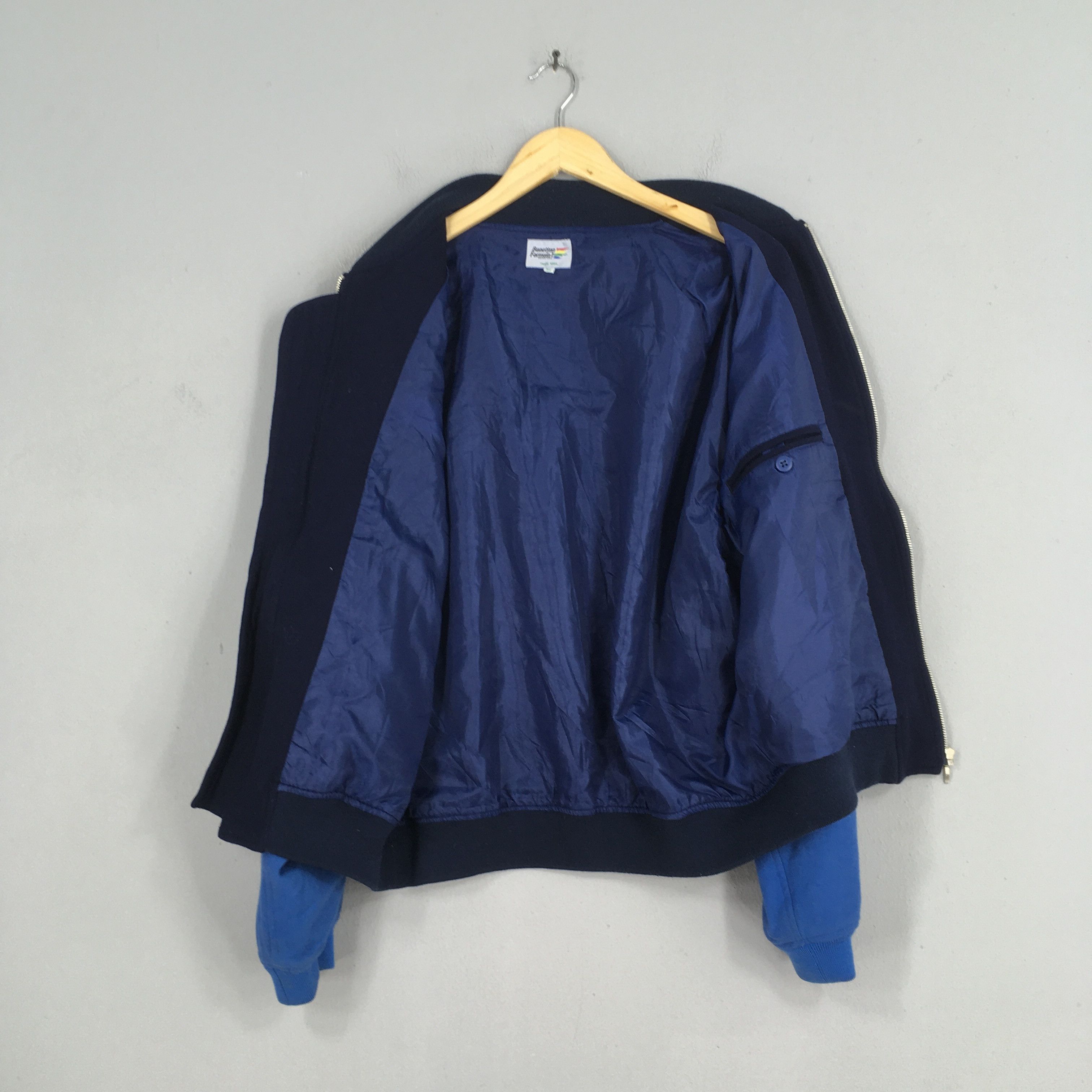 Benetton Vintage Benetton Mild Seven Formula 1 Embroidery Jacket XL Size US XL / EU 56 / 4 - 7 Thumbnail