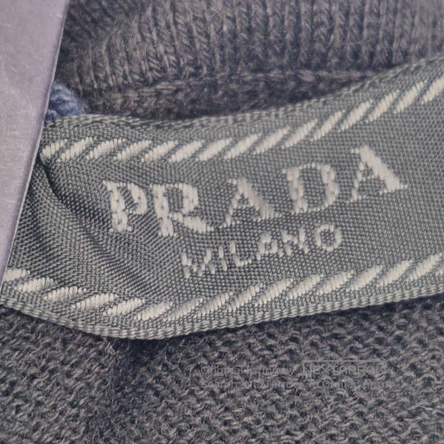 Prada Prada S Cotton Solid Lapel Collar Sweater. Size US S / EU 44-46 / 1 - 2 Thumbnail