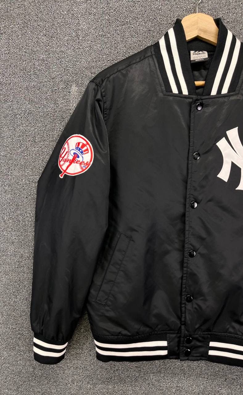 Majestic Vintage New York Yankees MLB Button Up Varsity Jacket Size US S / EU 44-46 / 1 - 3 Thumbnail