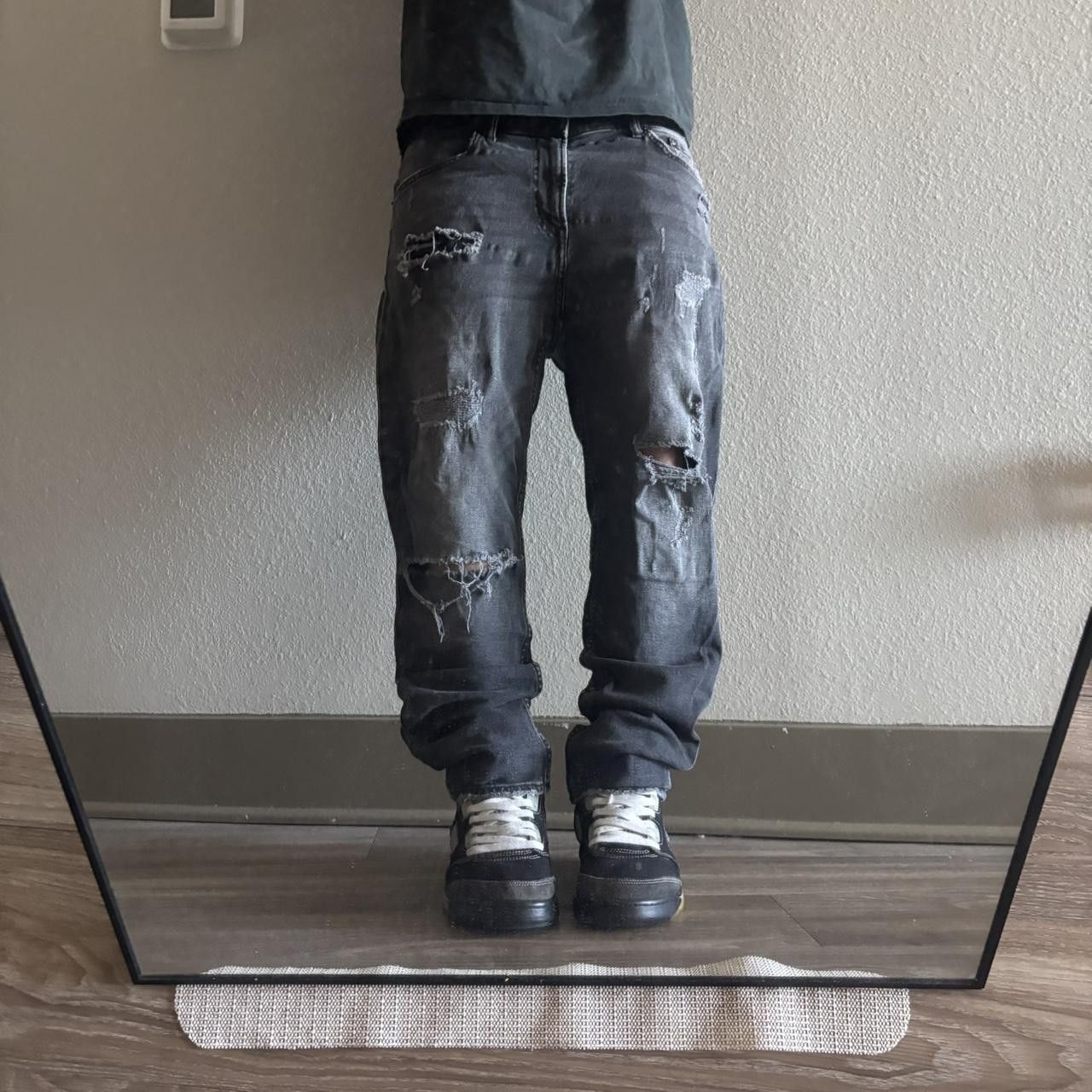 Japanese Brand Crazy Vintage Y2K/2000s Grunge Faded Black Distressed Rockstar Skinny Denim Jeans! 32x27 Size US 32 / EU 48 - 1 Thumbnail
