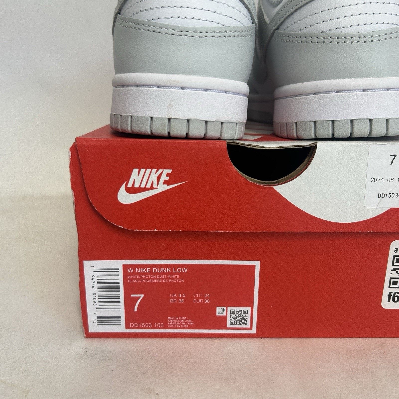 Nike Nike Dunk Low WMNS “Photon Dust” Size US 7 / IT 37 - 4 Thumbnail