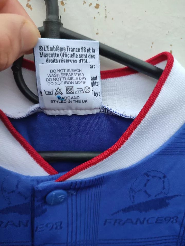 Vintage FRANCE 98 OFFICIAL LICENCED BLUE FOOTBALL SHIRT COUPE DU Size US M / EU 48-50 / 2 - 6 Thumbnail