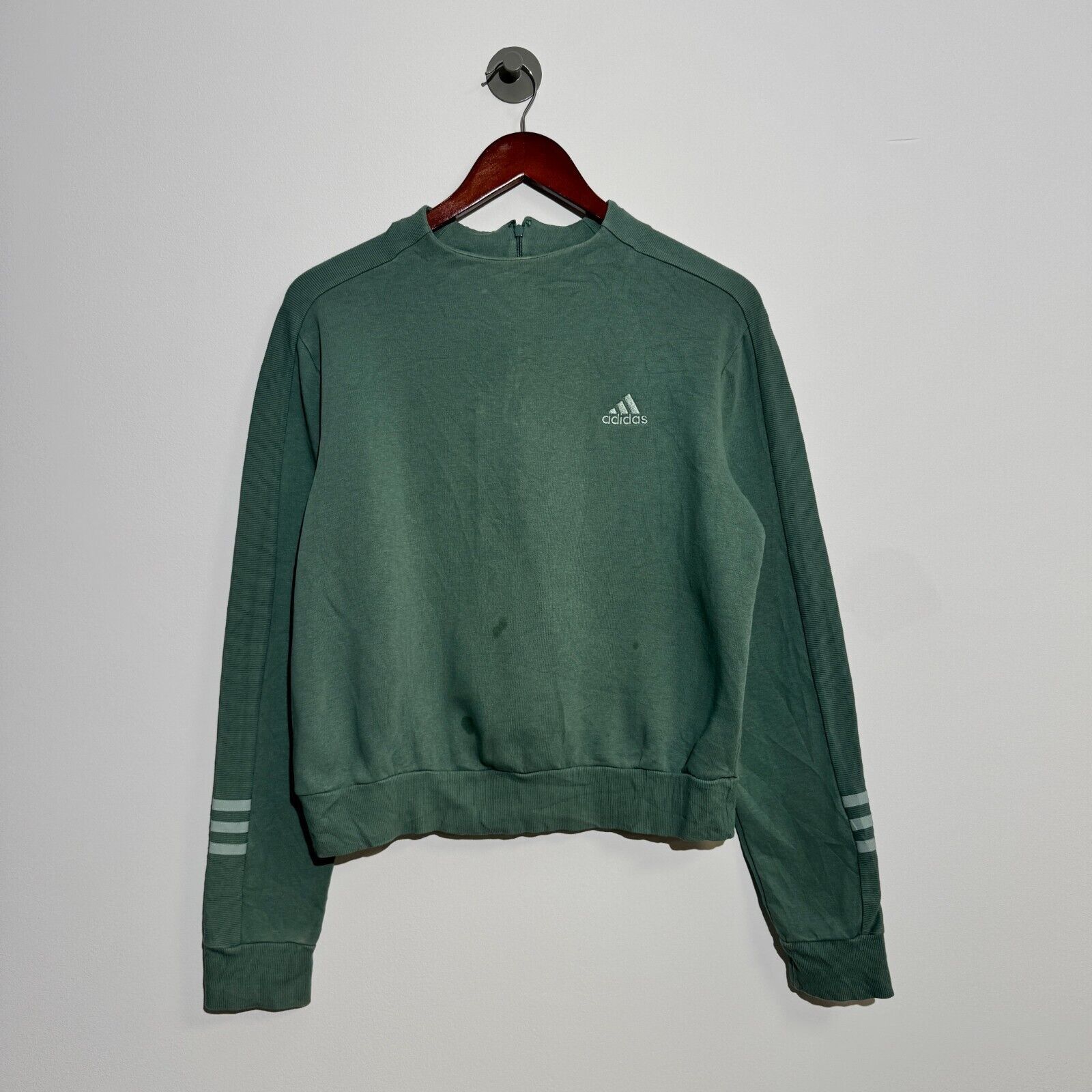 Adidas Vintage Adidas Unisex Green Cotton Crewneck Size S Cropped Size US S / EU 44-46 / 1 - 1 Thumbnail
