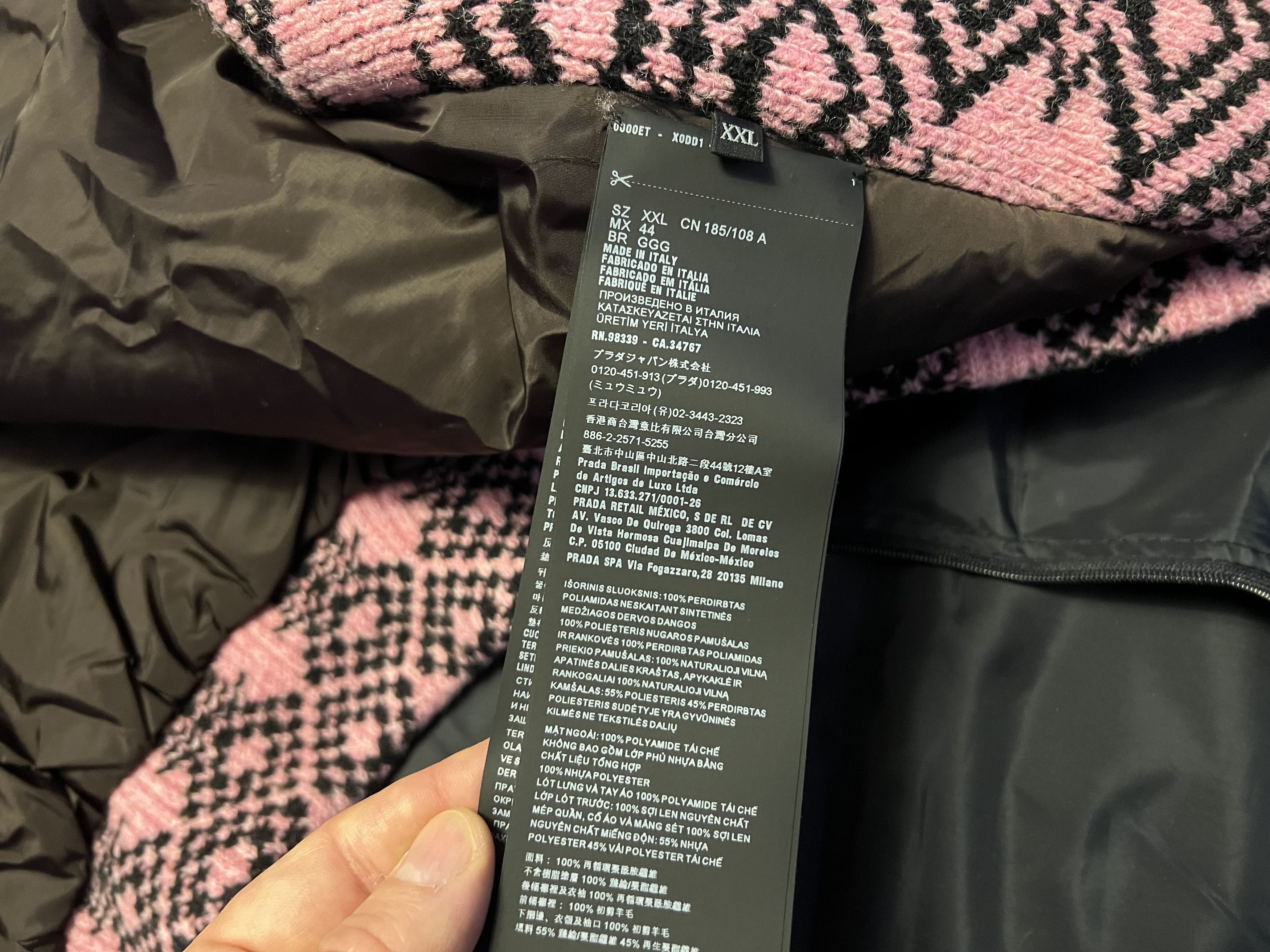 Prada FW'21 Bomber Re-Nylon Size US XXL / EU 58 / 5 - 10 Thumbnail